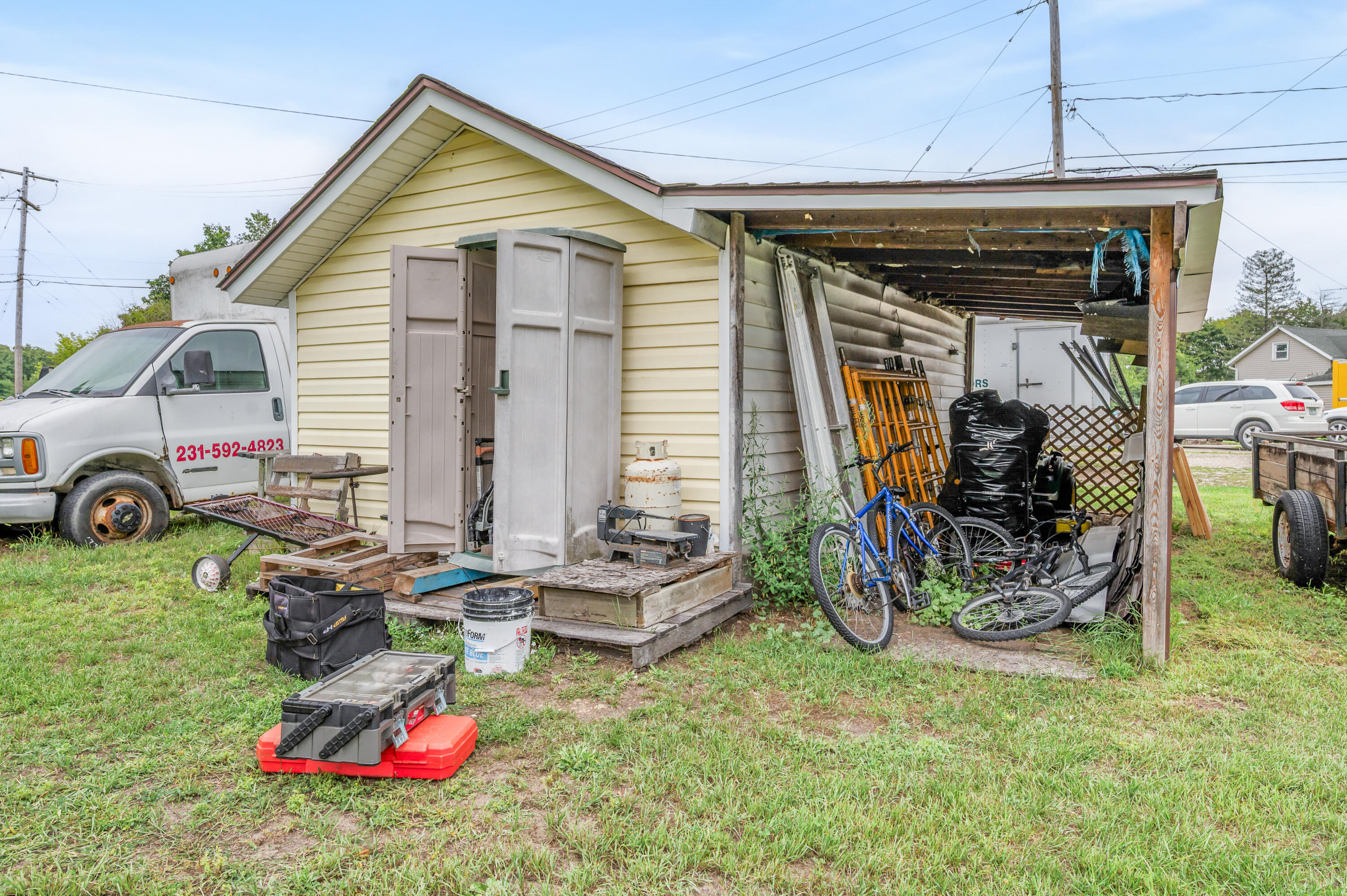 1111 N State Street Property Photo 7