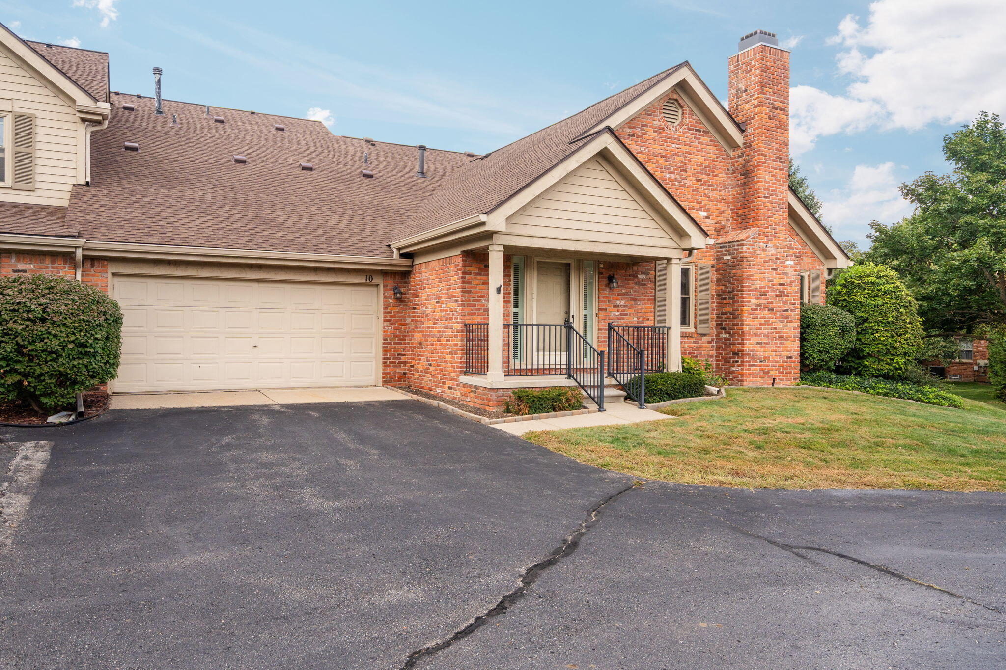 10 Oxford Court Property Photo 1