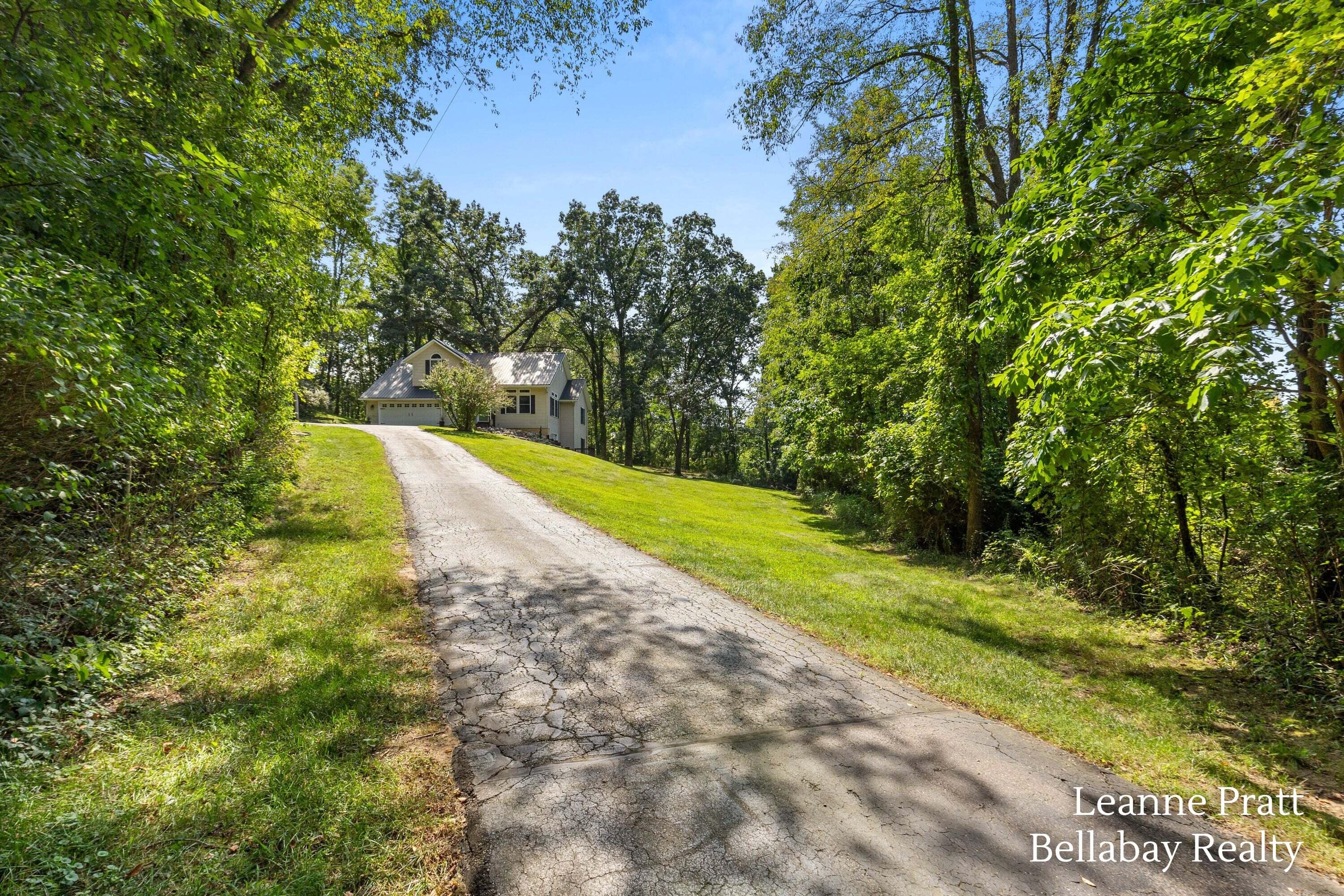 2575 Heath Road Property Photo 3