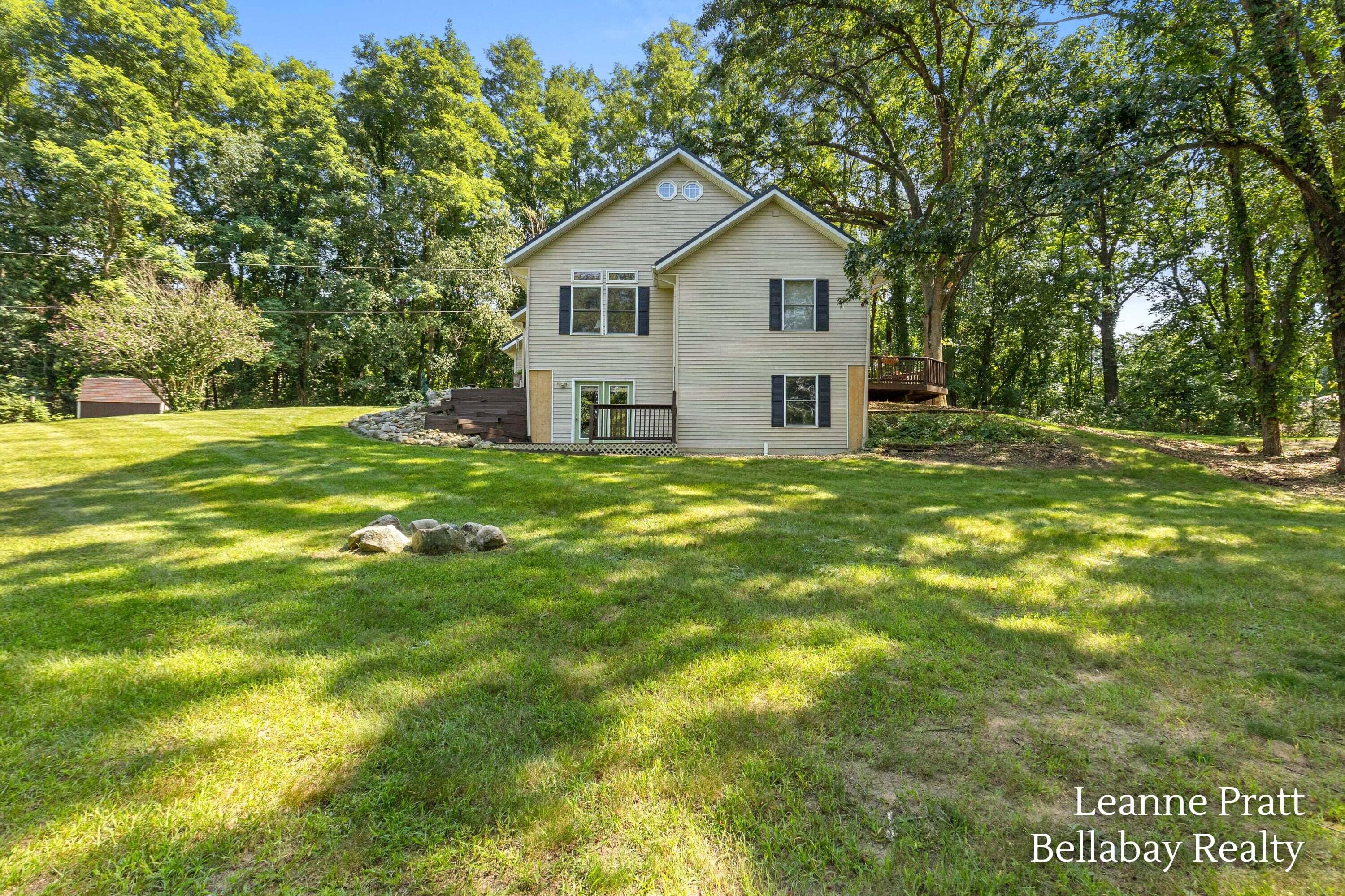 2575 Heath Road Property Photo 5
