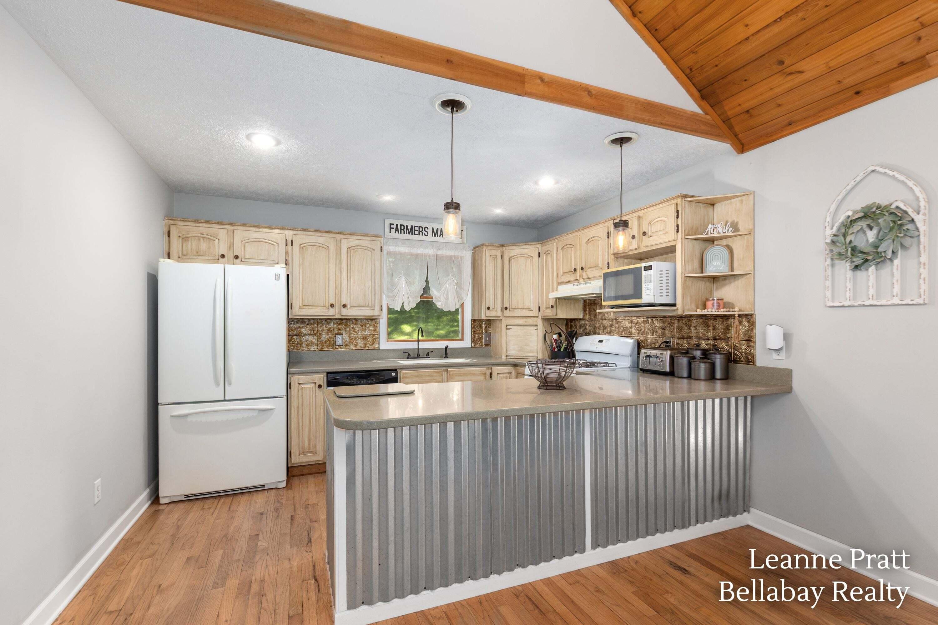 2575 Heath Road Property Photo 14