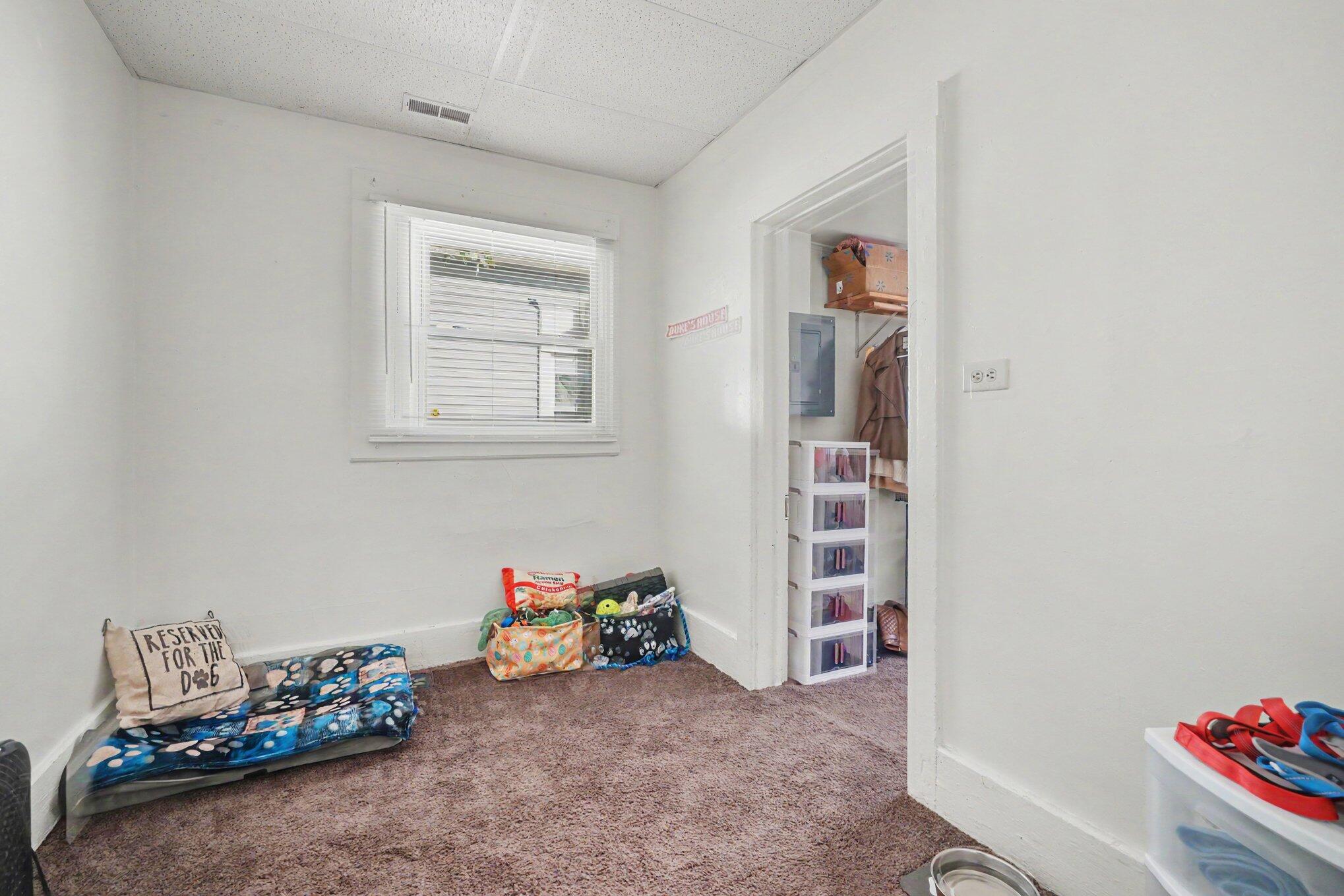 807 Colburn Avenue Property Photo 6