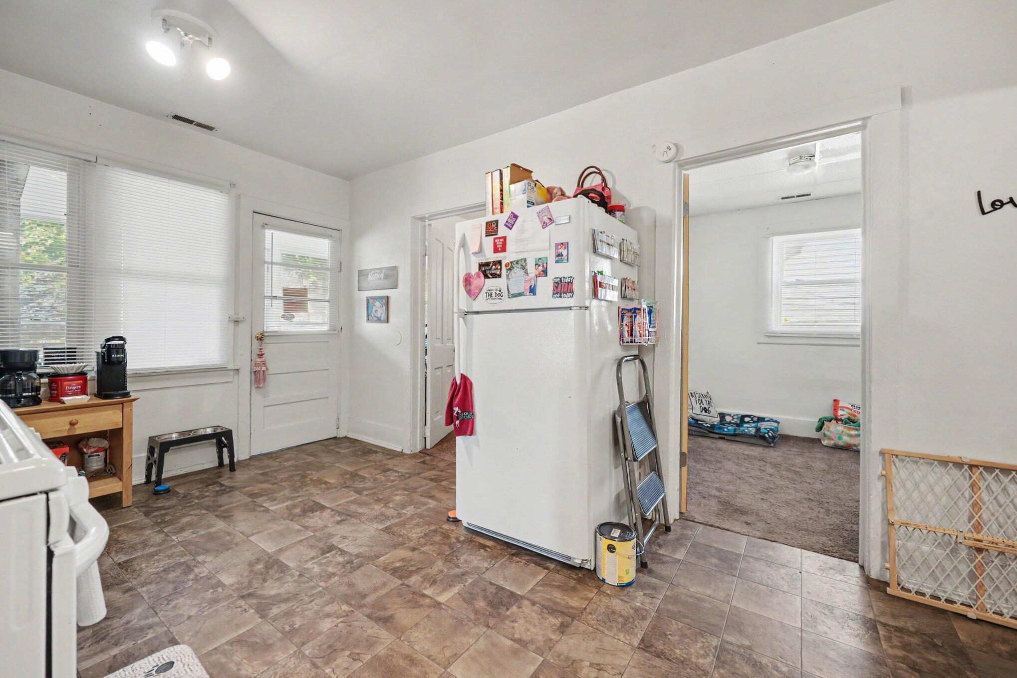 807 Colburn Avenue Property Photo 7