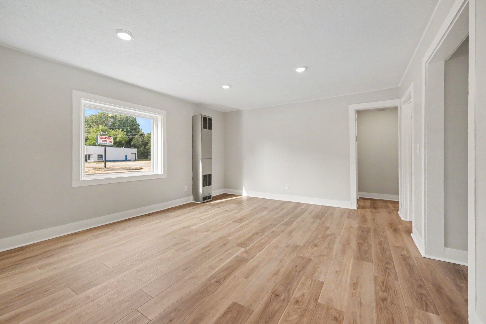 807 Colburn Avenue Property Photo 20