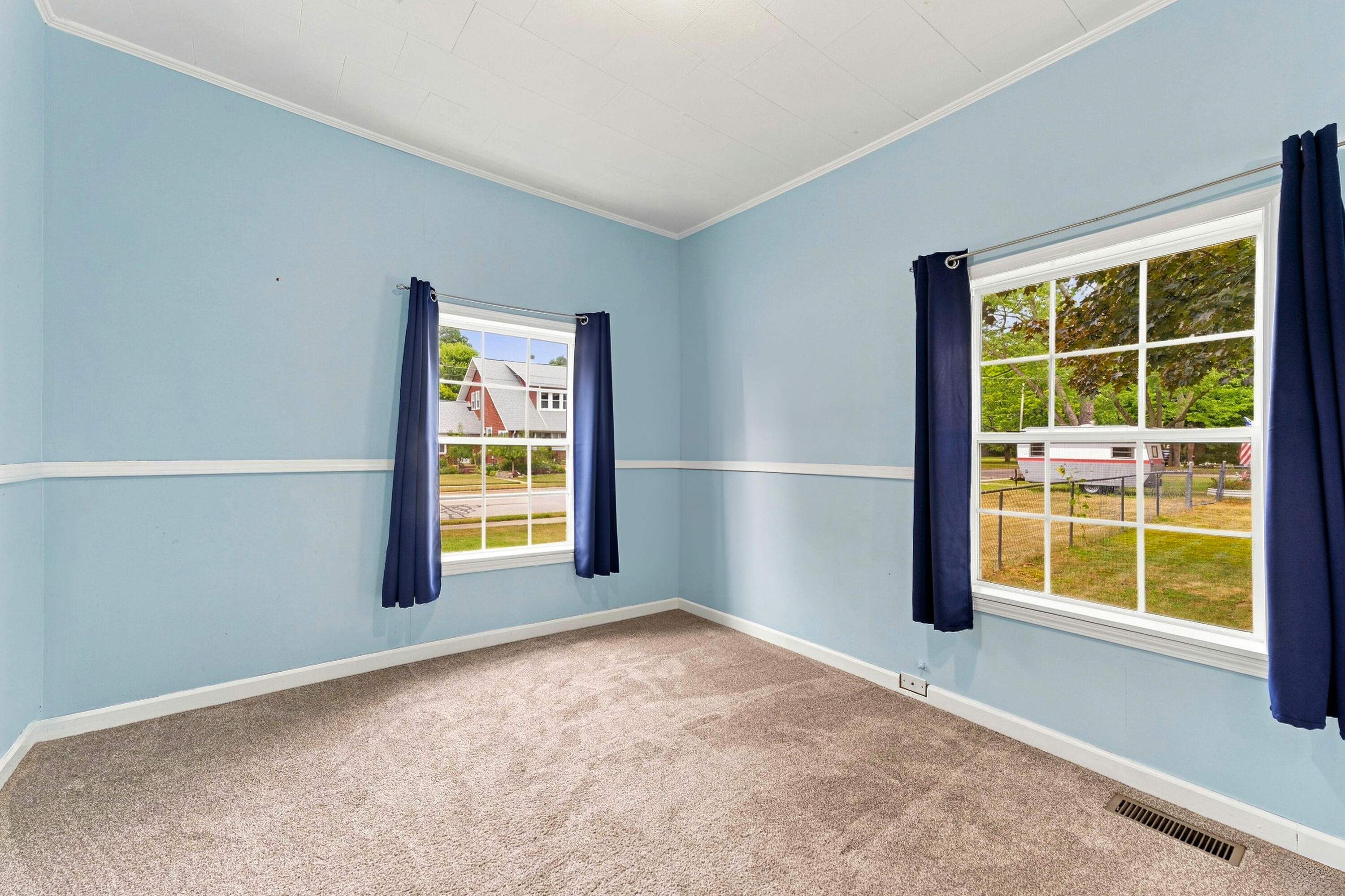 128 Floral Avenue Property Photo 17