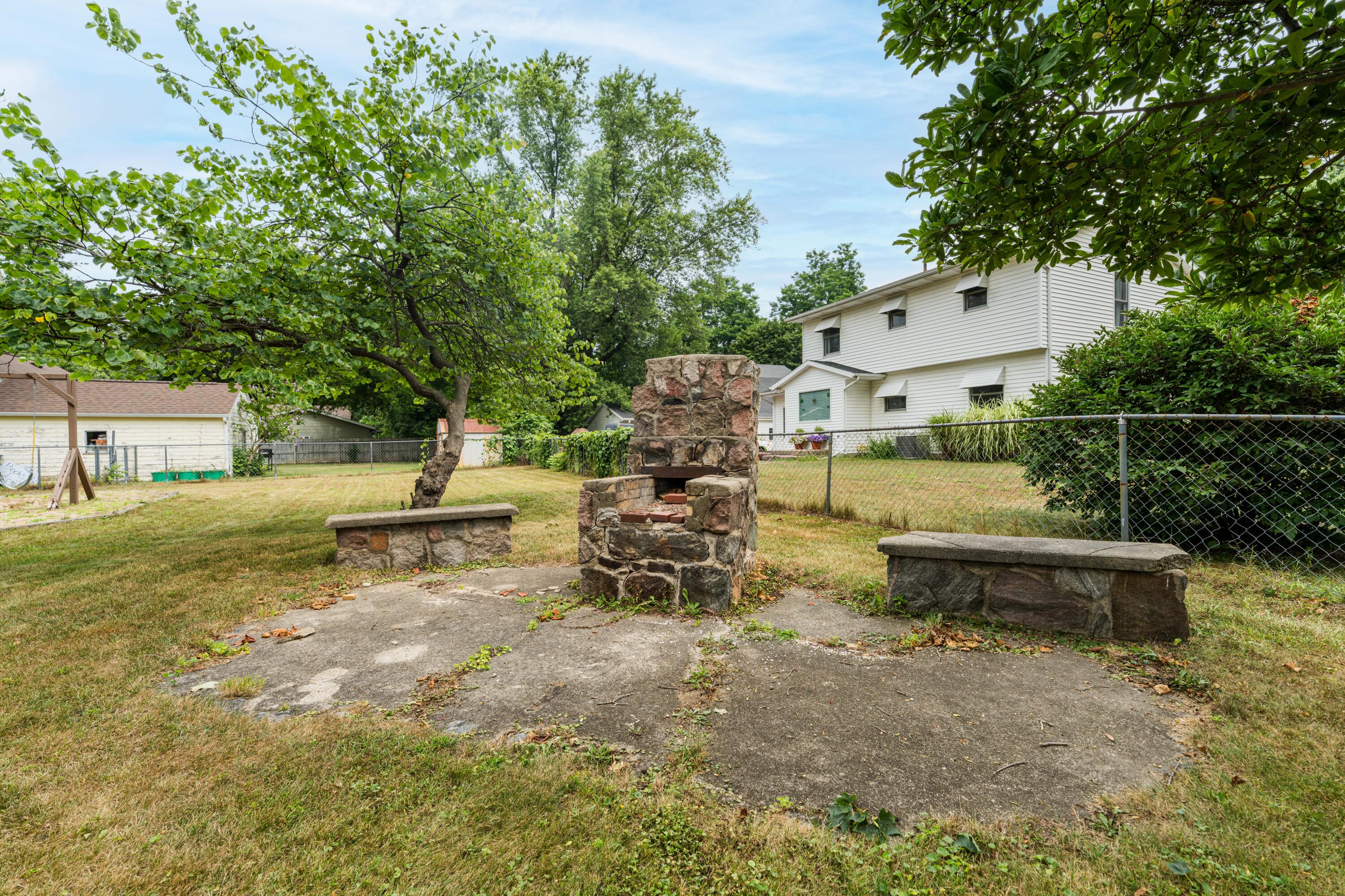 128 Floral Avenue Property Photo 26