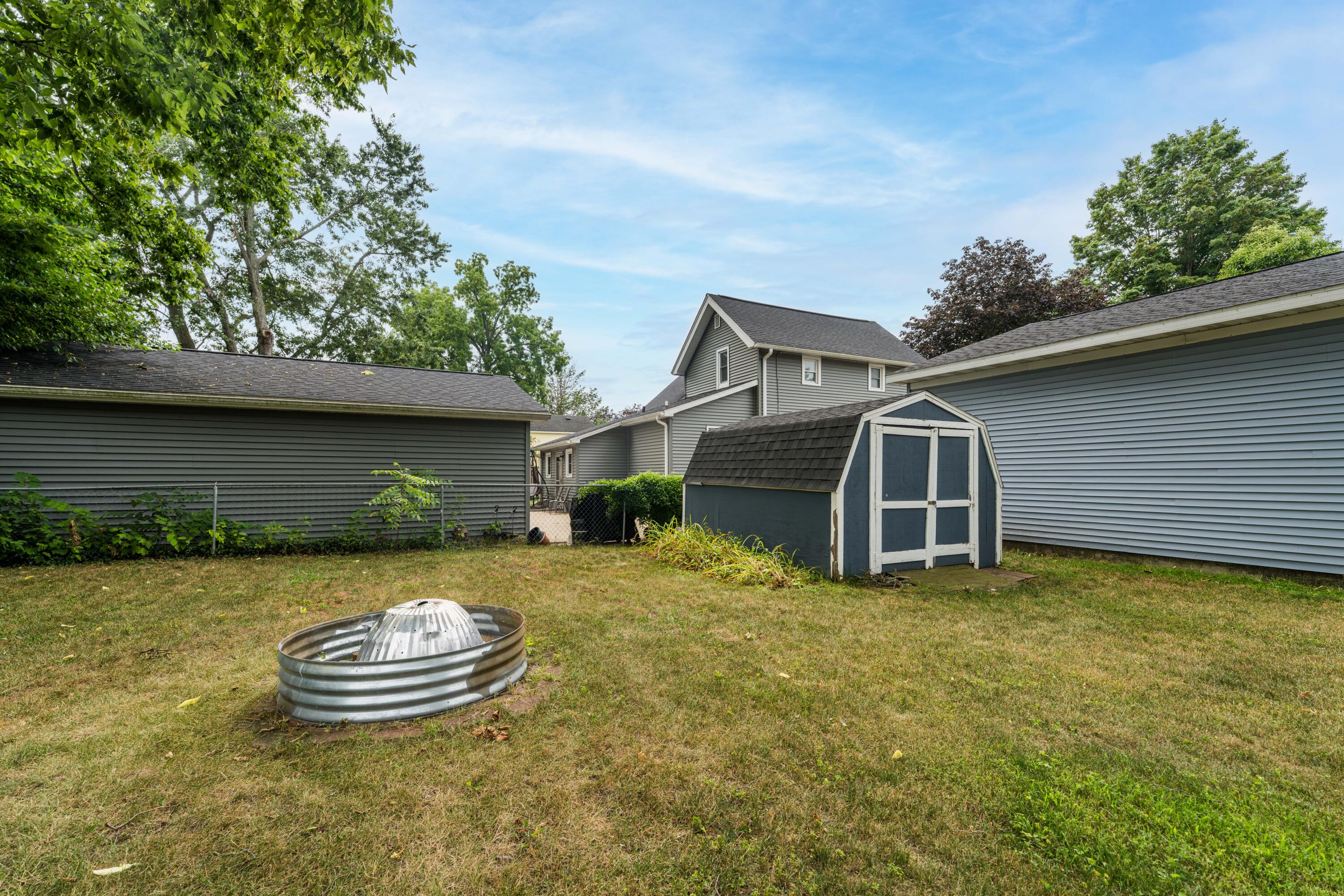 128 Floral Avenue Property Photo 29