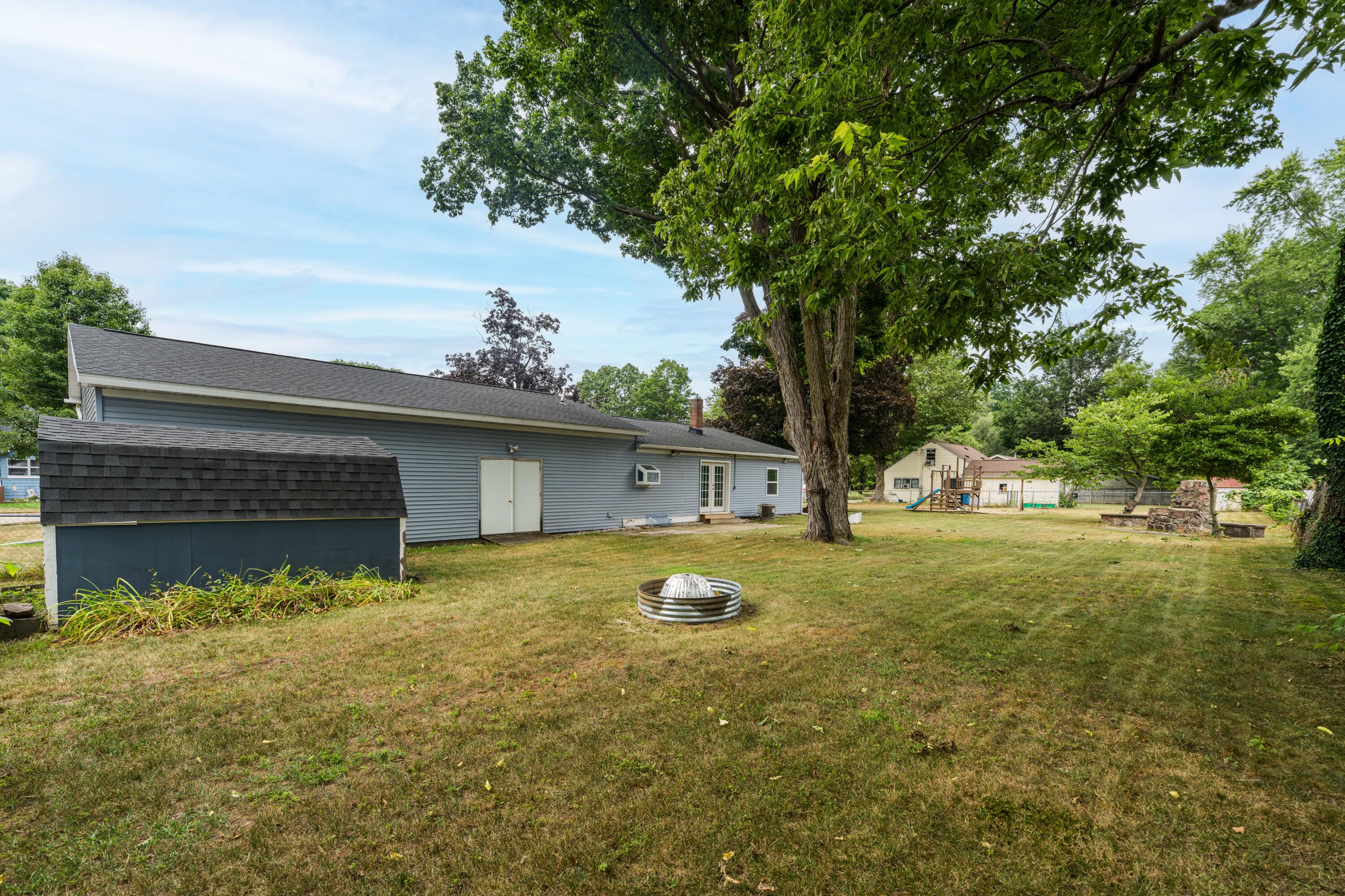 128 Floral Avenue Property Photo 30