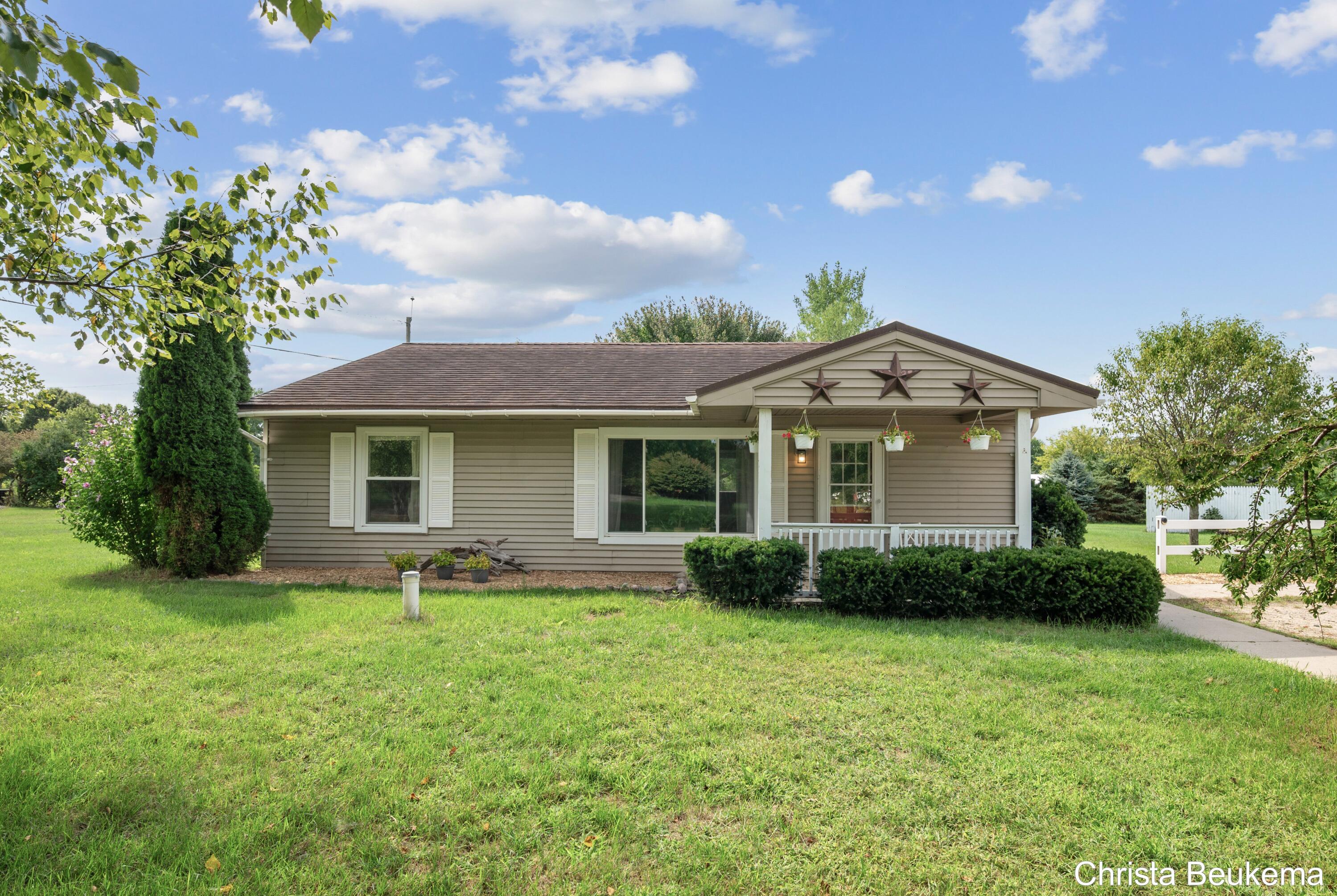 88 E Parmeter Road Property Photo 1