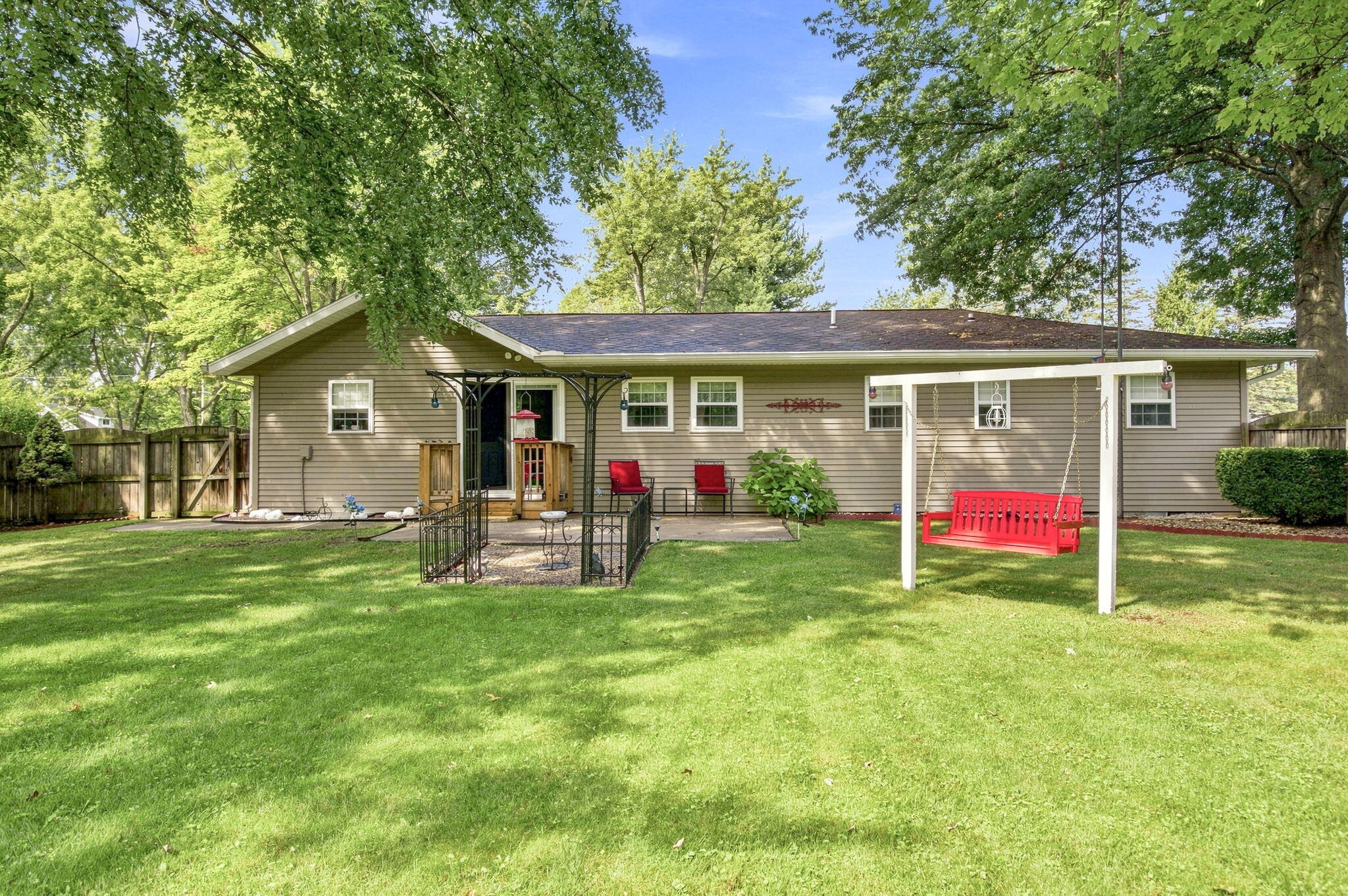 5609 Johnson Road Property Photo 28