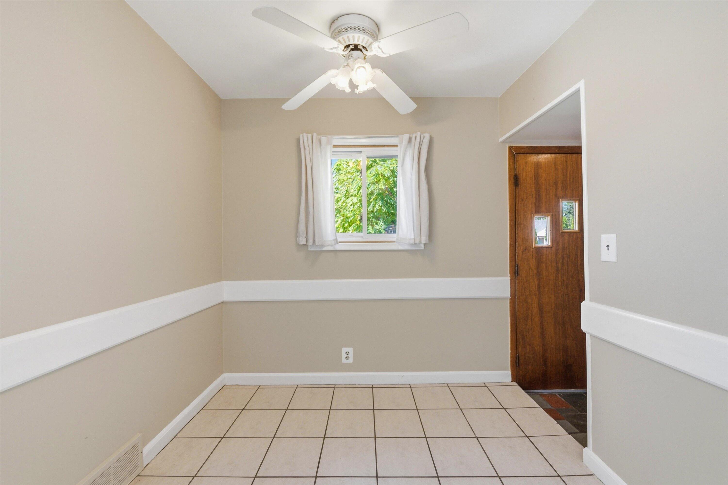 4159 Monroe Street Property Photo 6