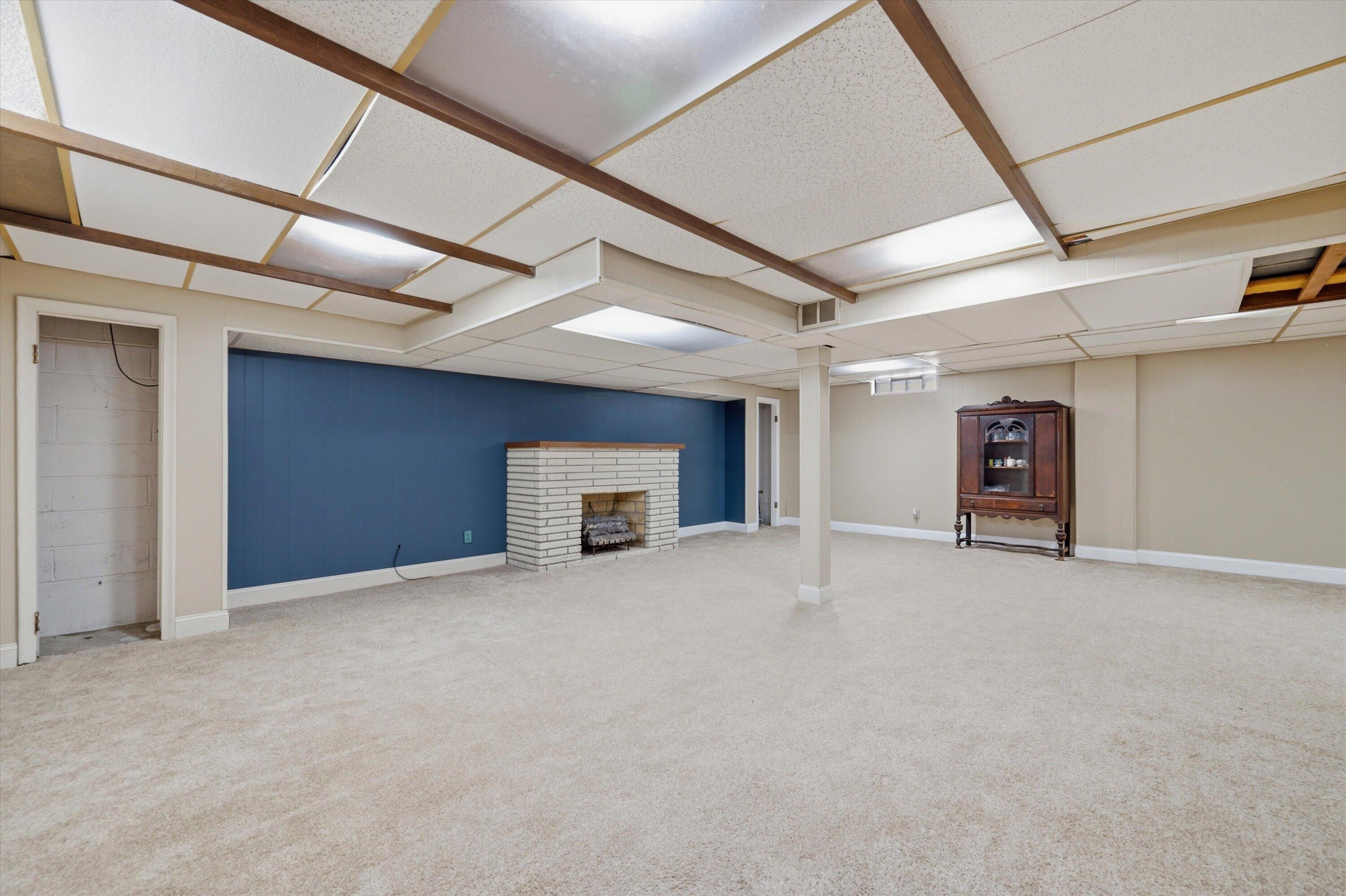 4159 Monroe Street Property Photo 18