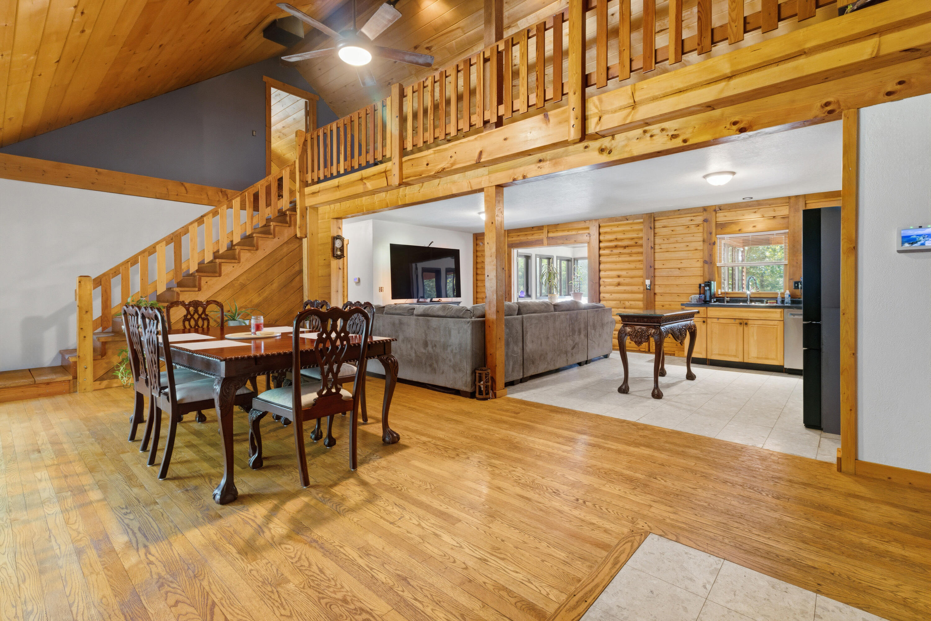 7616 Automobile Road Property Photo 6