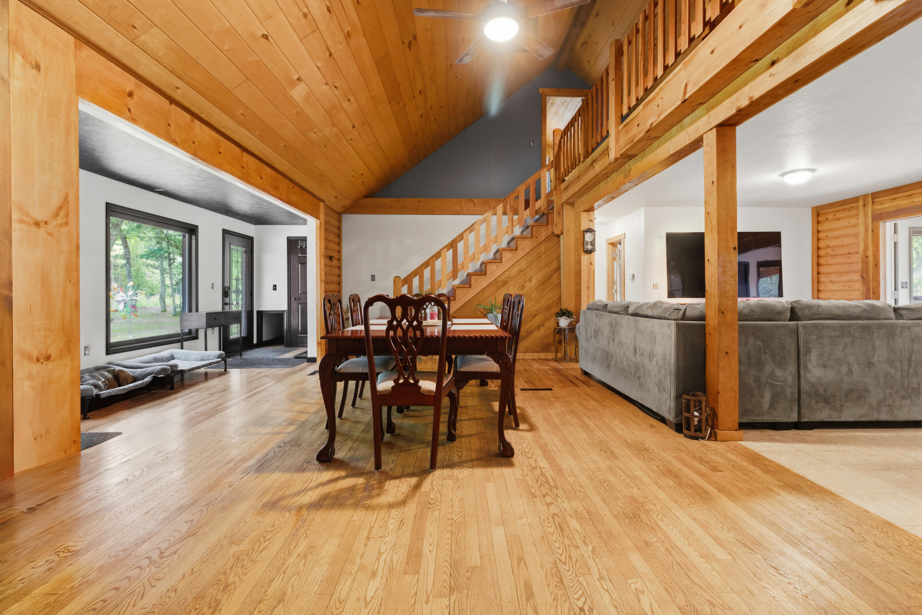 7616 Automobile Road Property Photo 7