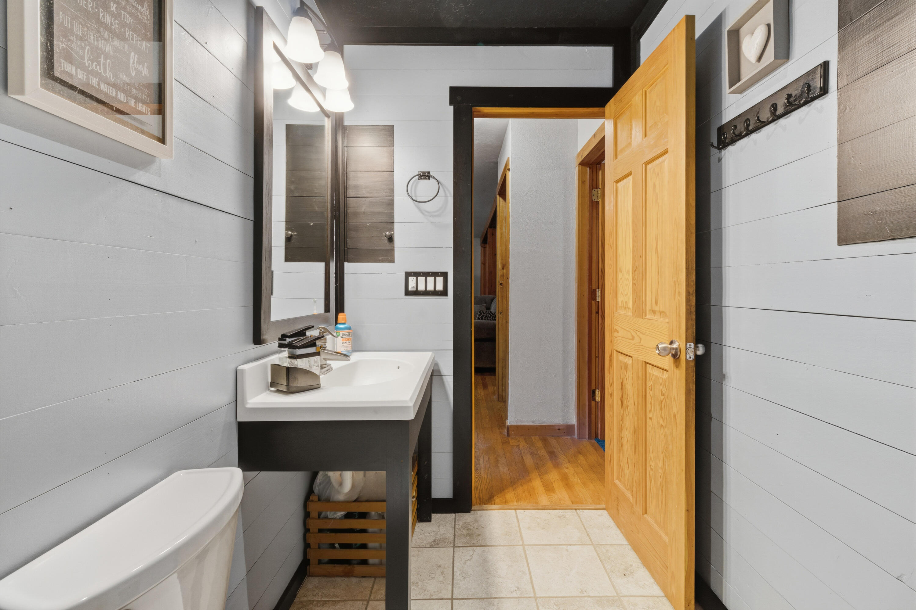 7616 Automobile Road Property Photo 28