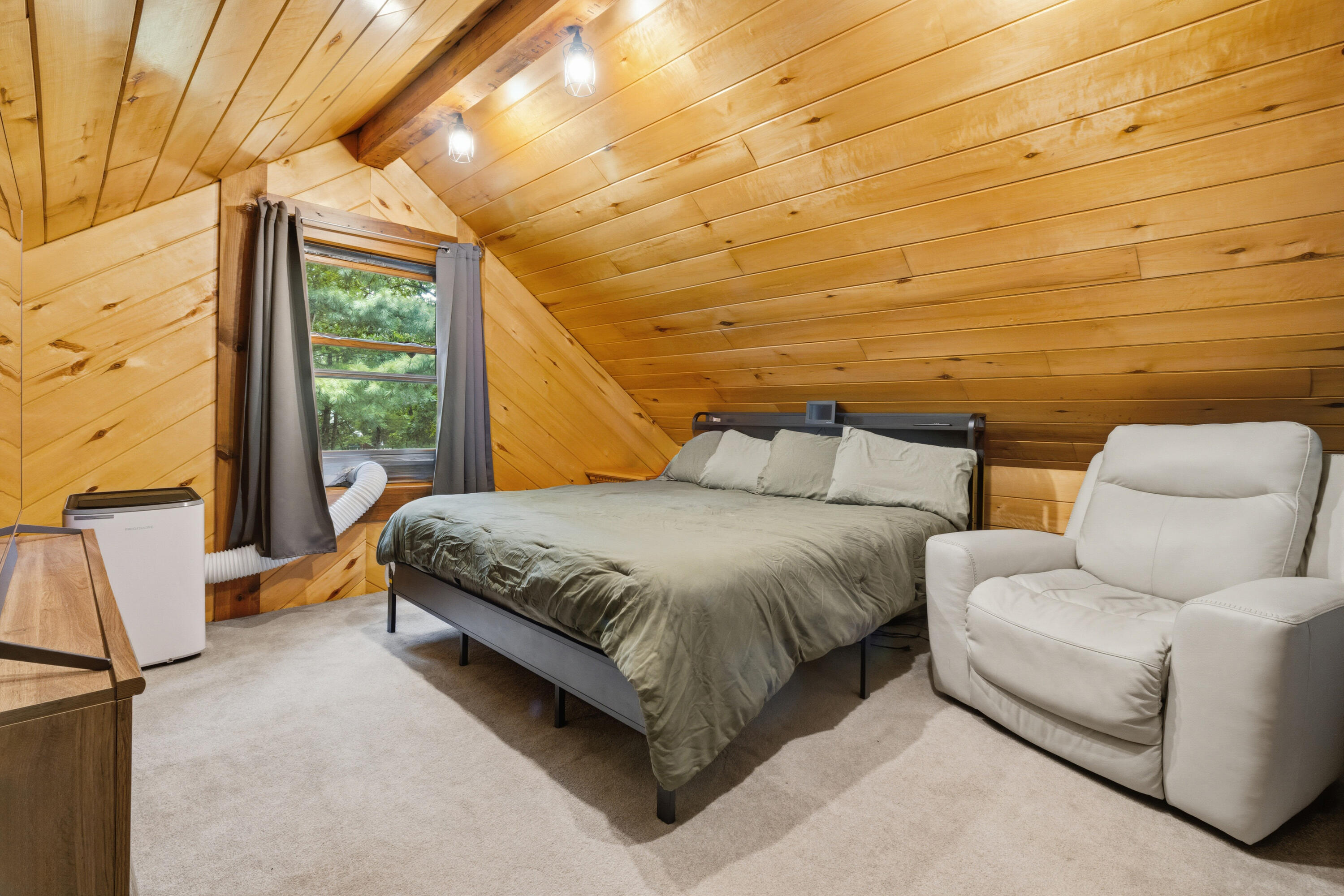 7616 Automobile Road Property Photo 40