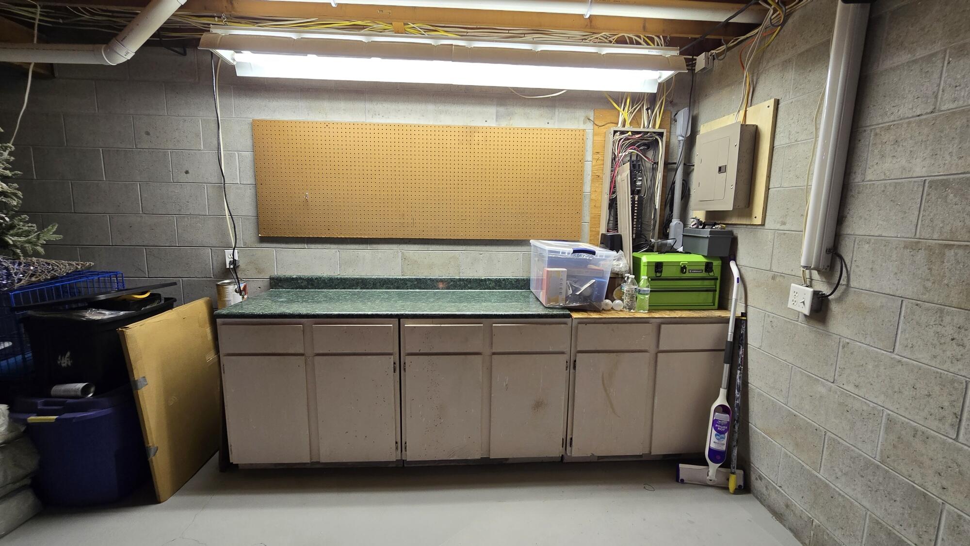 7616 Automobile Road Property Photo 47
