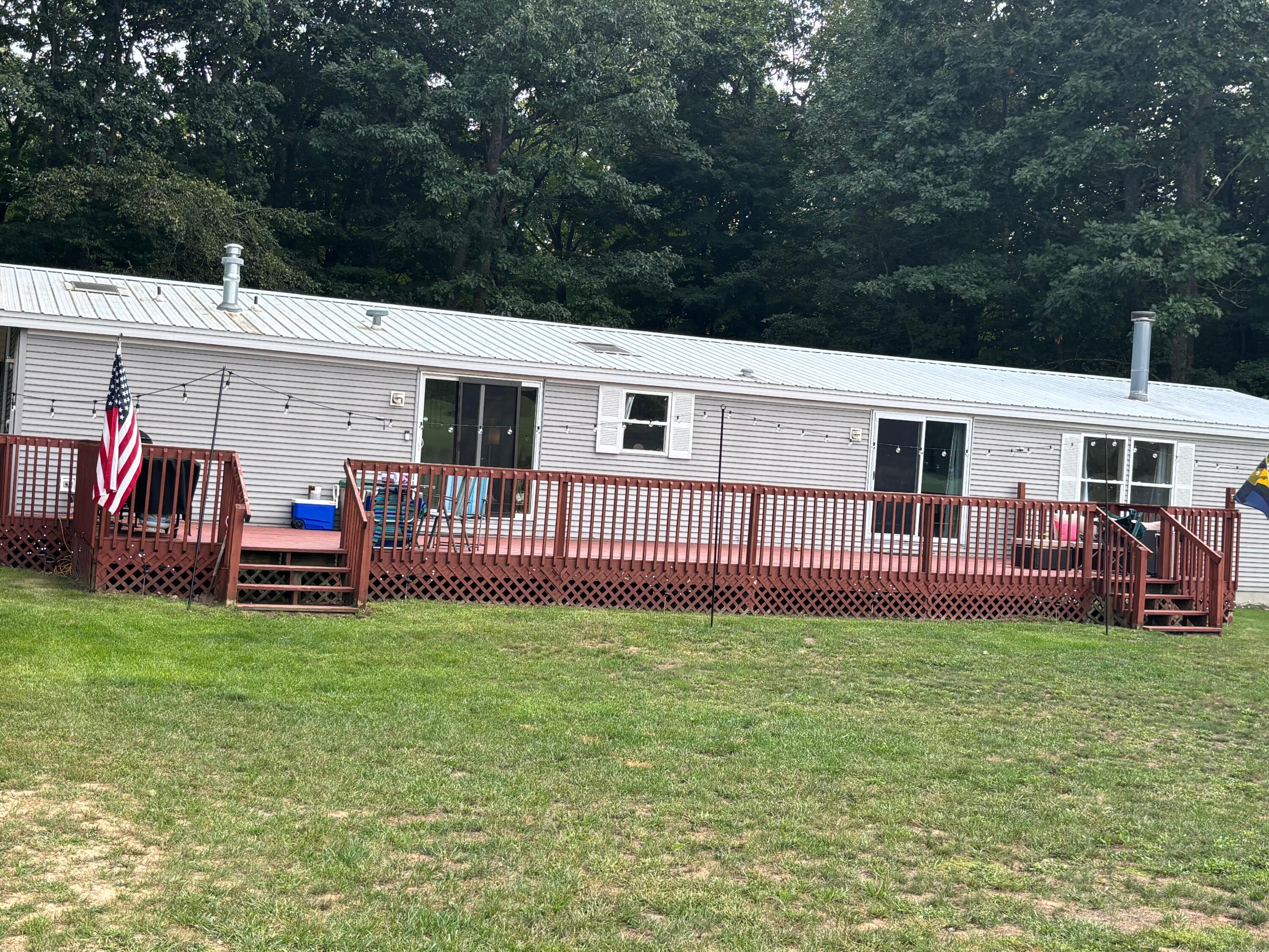 2905 E Jackson Road Property Photo 2