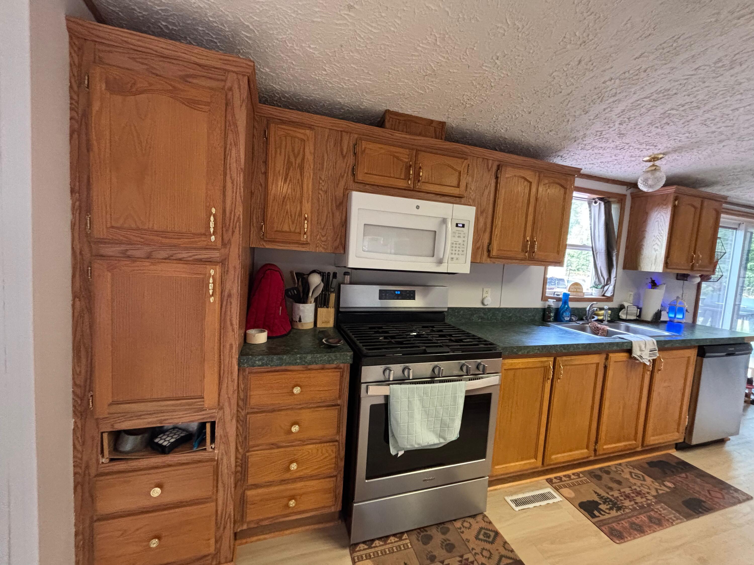 2905 E Jackson Road Property Photo 7