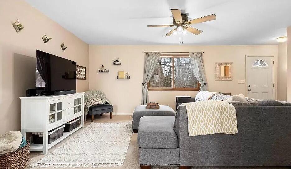 11816 Highridge Drive Property Photo 10
