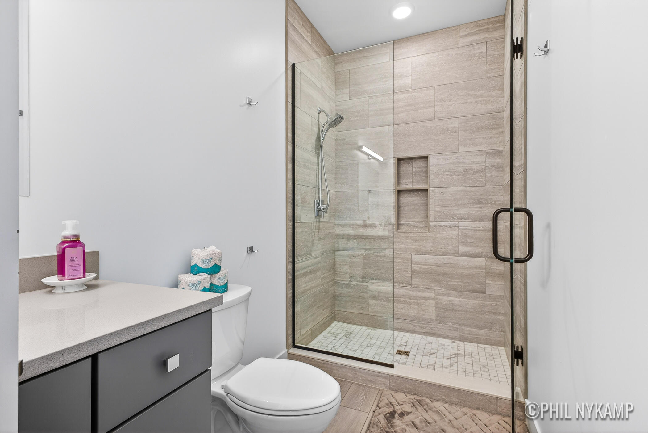 106 E Main Street 3 Property Photo 23