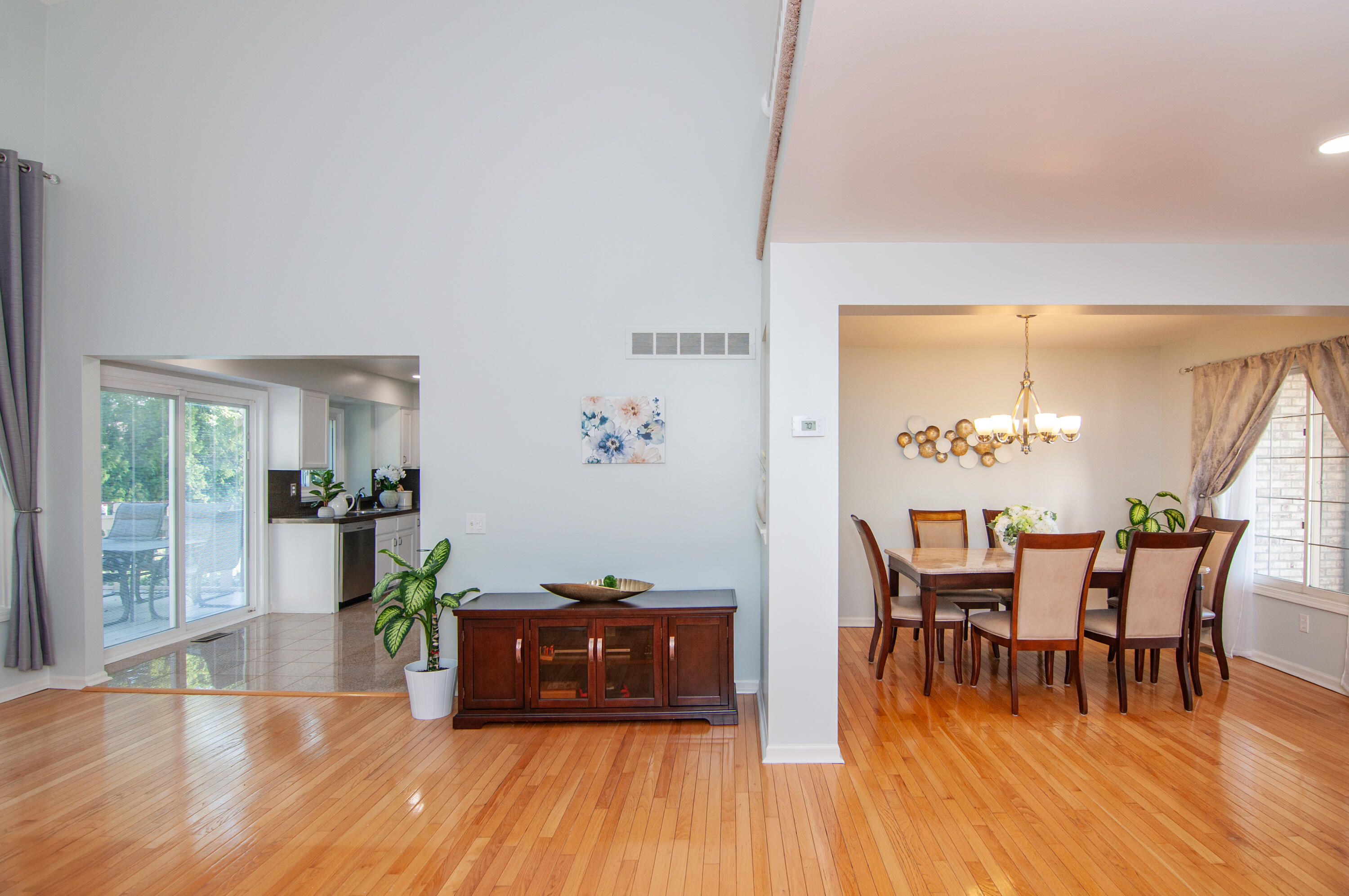 7162 Fox Woods Drive Property Photo 14