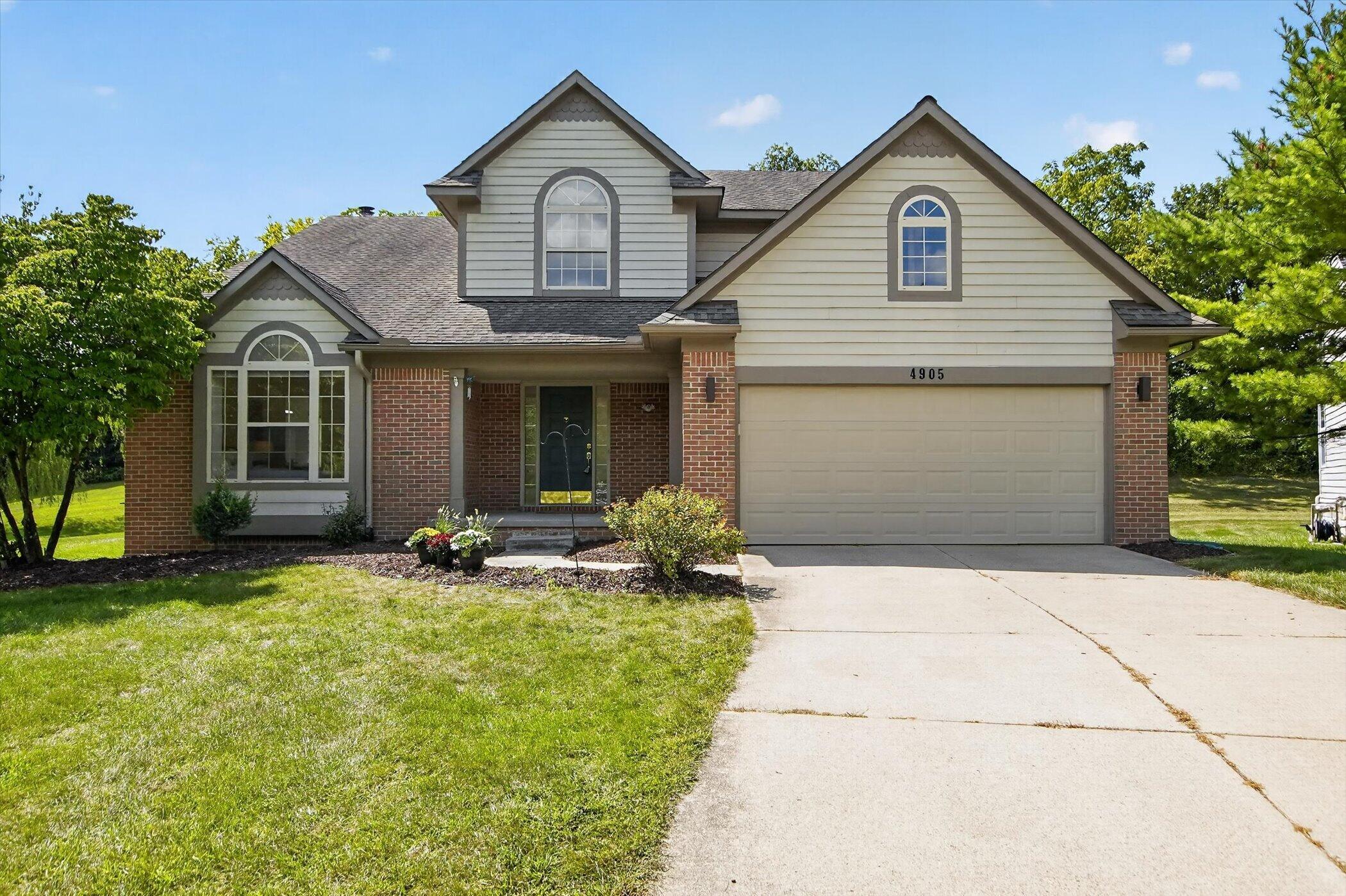 4905 Ravine Court Property Photo 1