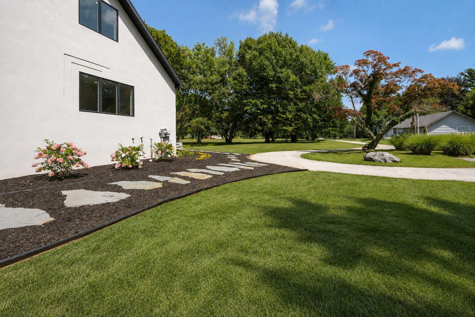 2475 Cedar Path Property Photo 6