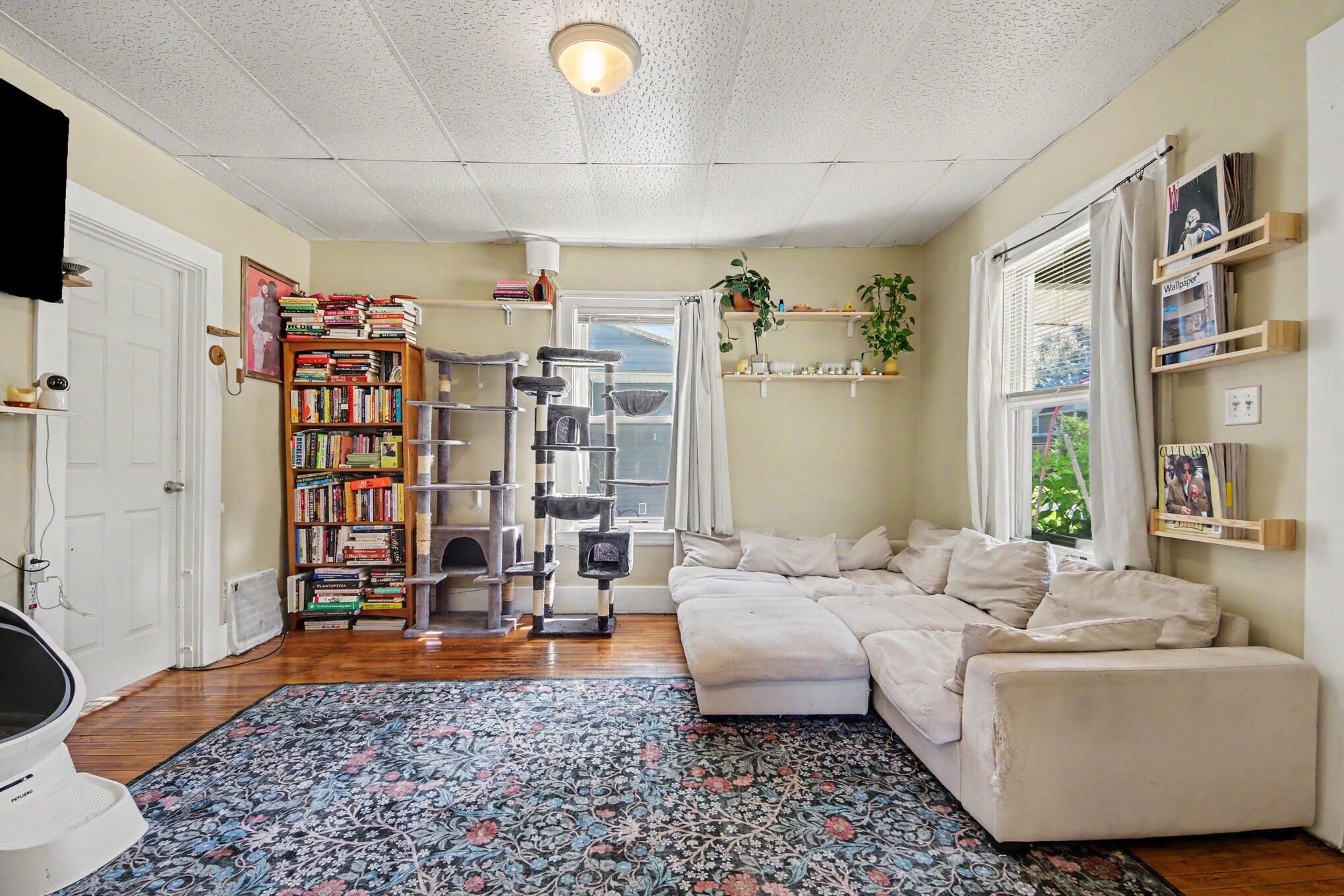 425 Adams Street Se Property Photo 6