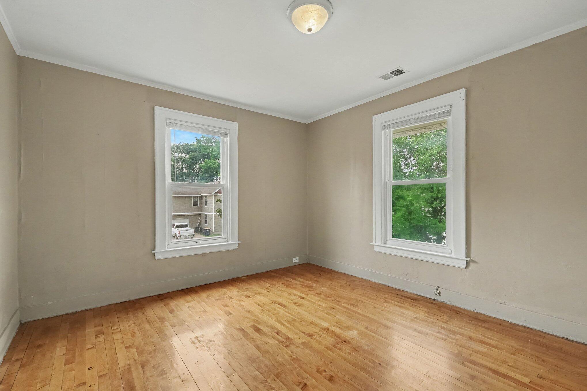 425 Adams Street Se Property Photo 20
