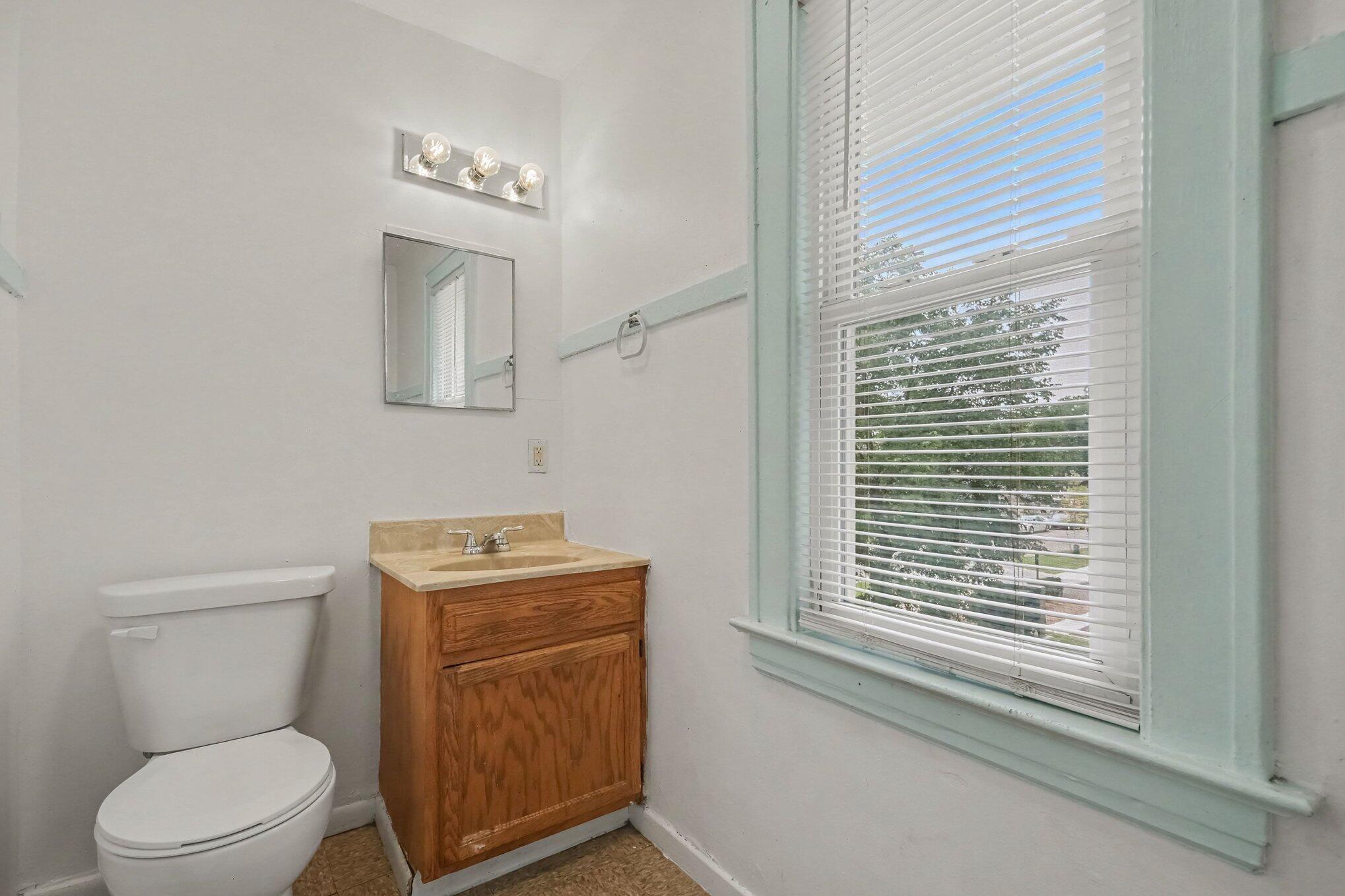 425 Adams Street Se Property Photo 35