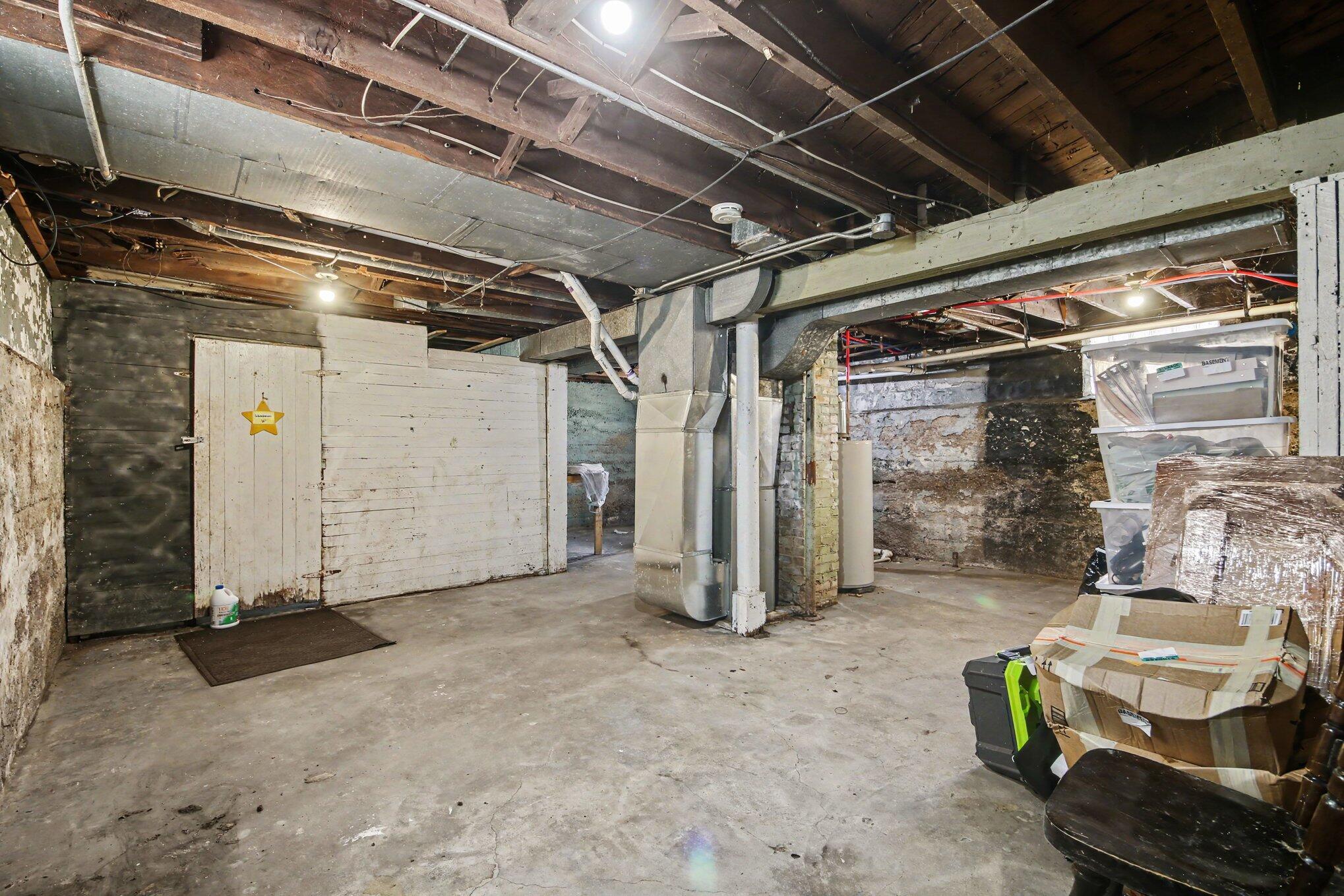 425 Adams Street Se Property Photo 39