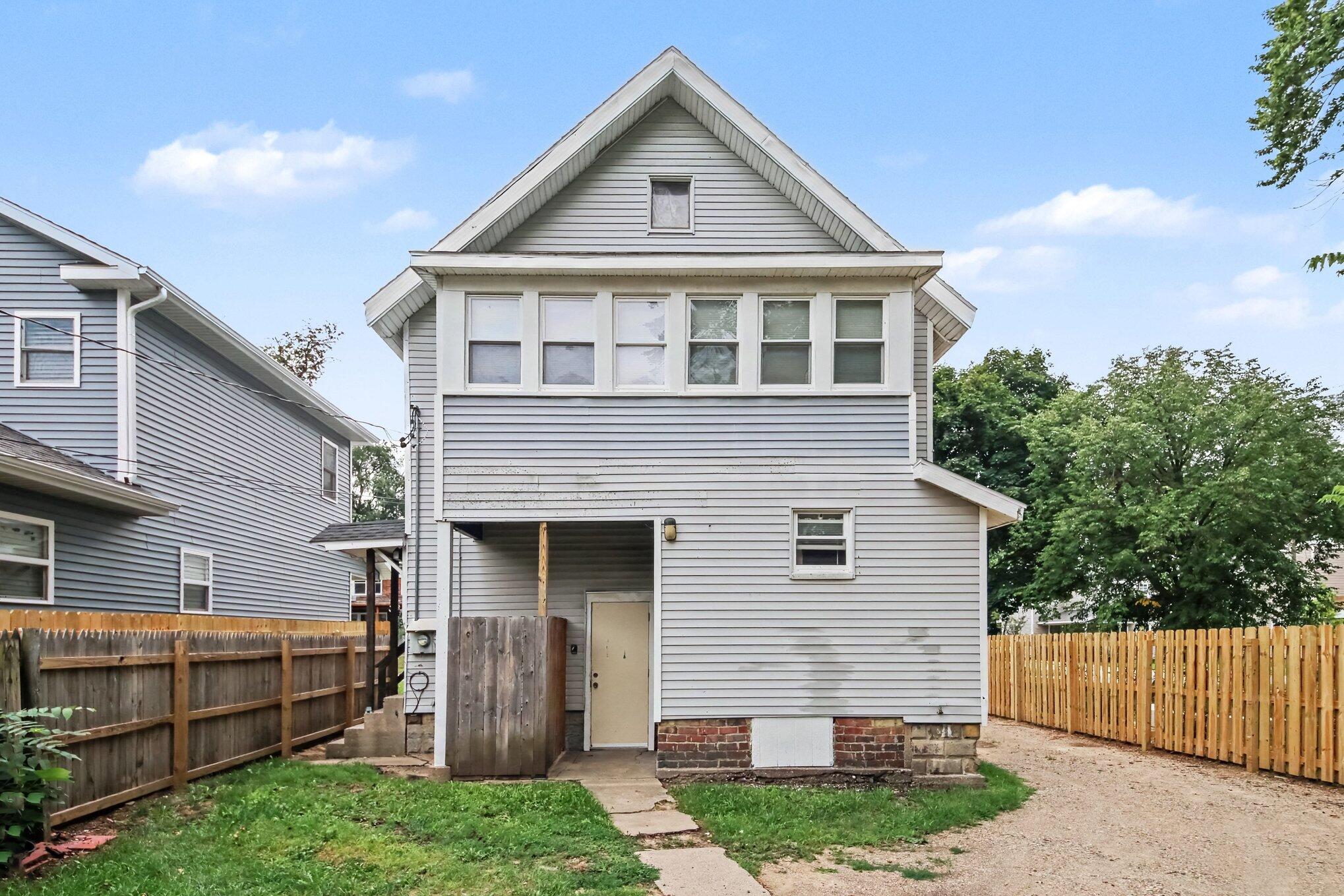 425 Adams Street Se Property Photo 40