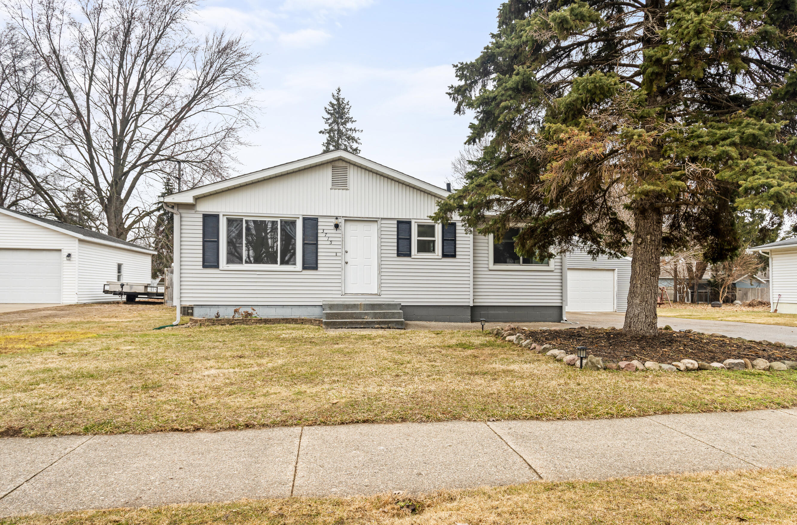 3715 Grant Street Property Photo 2