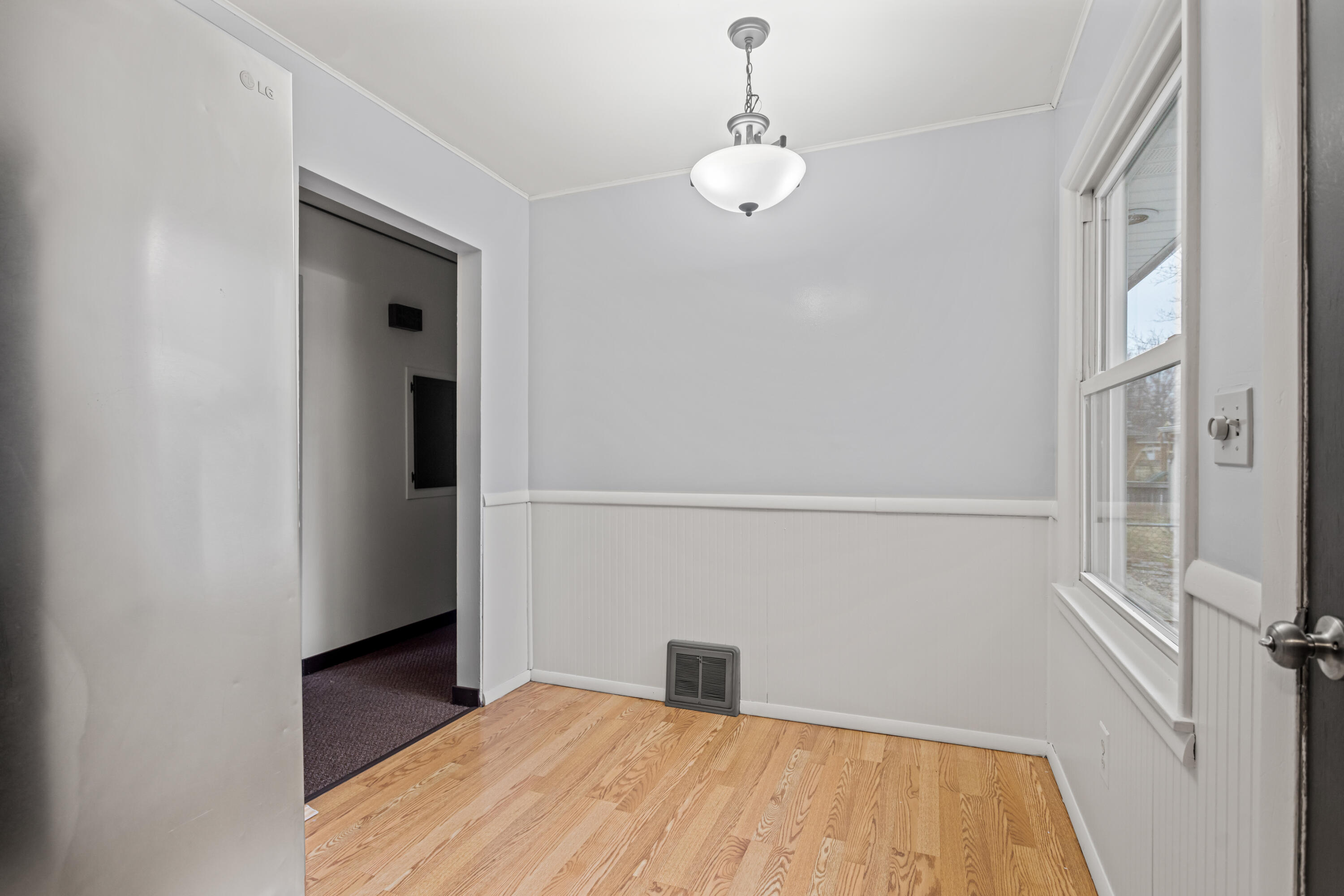 3715 Grant Street Property Photo 6