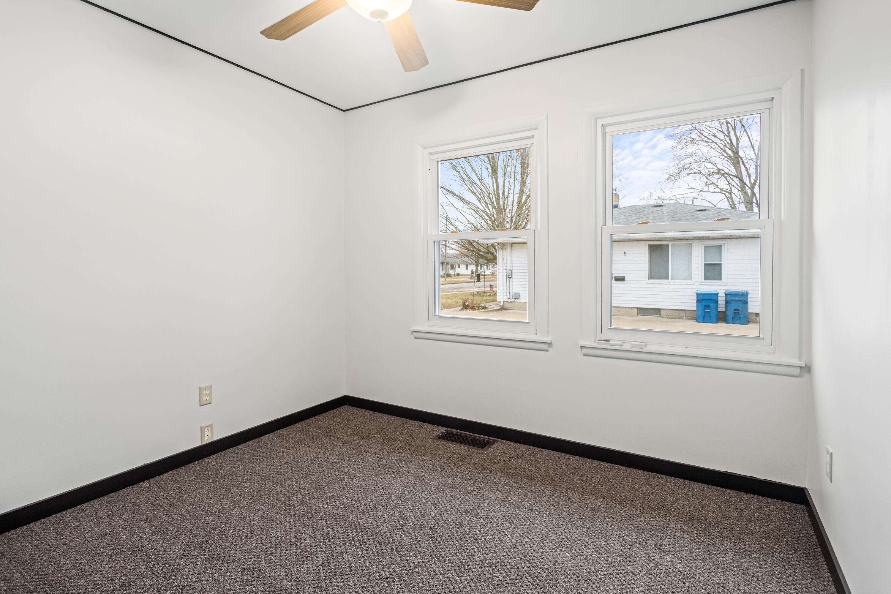 3715 Grant Street Property Photo 20