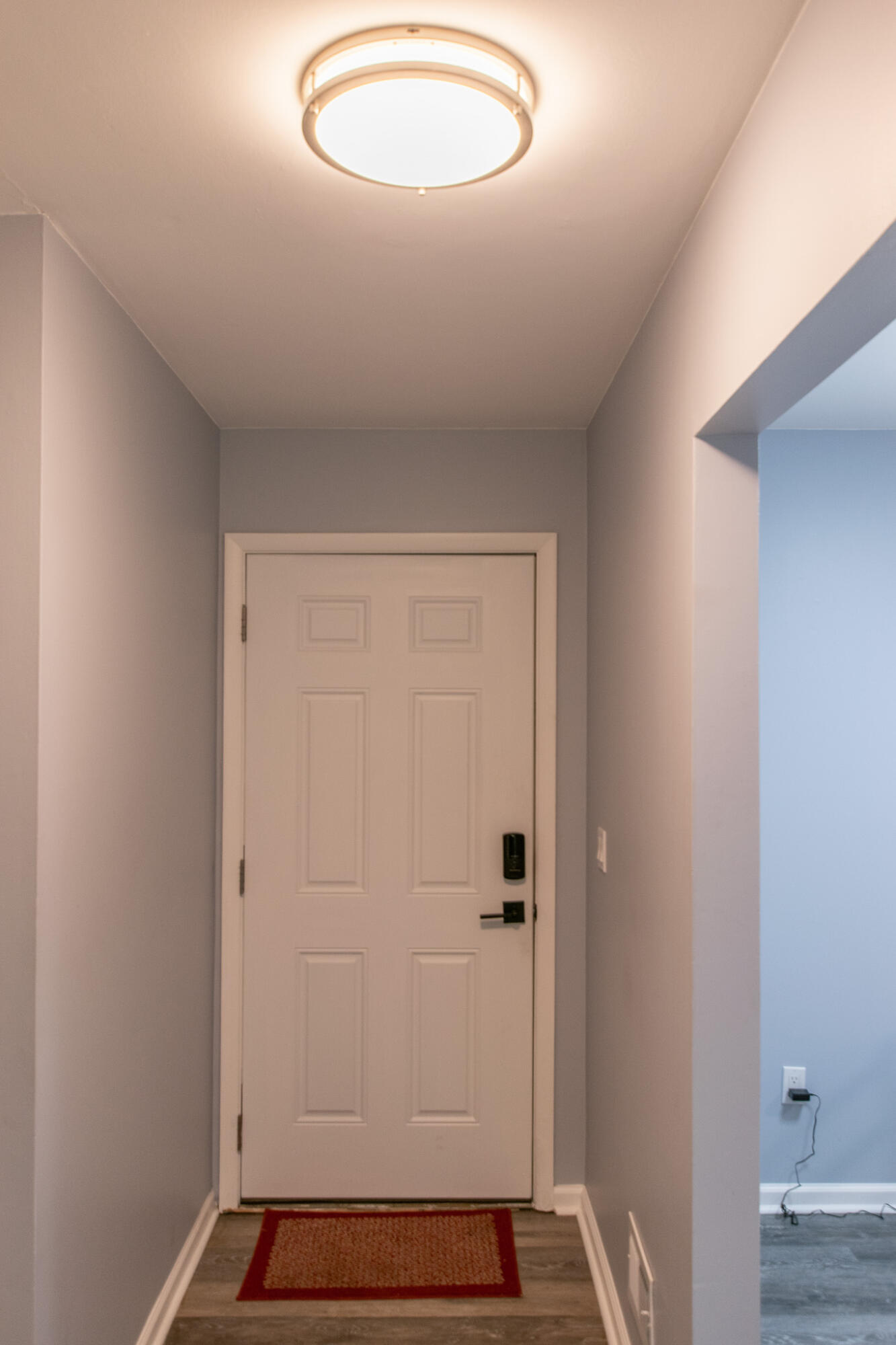 8387 Lakeview Court Property Photo 16