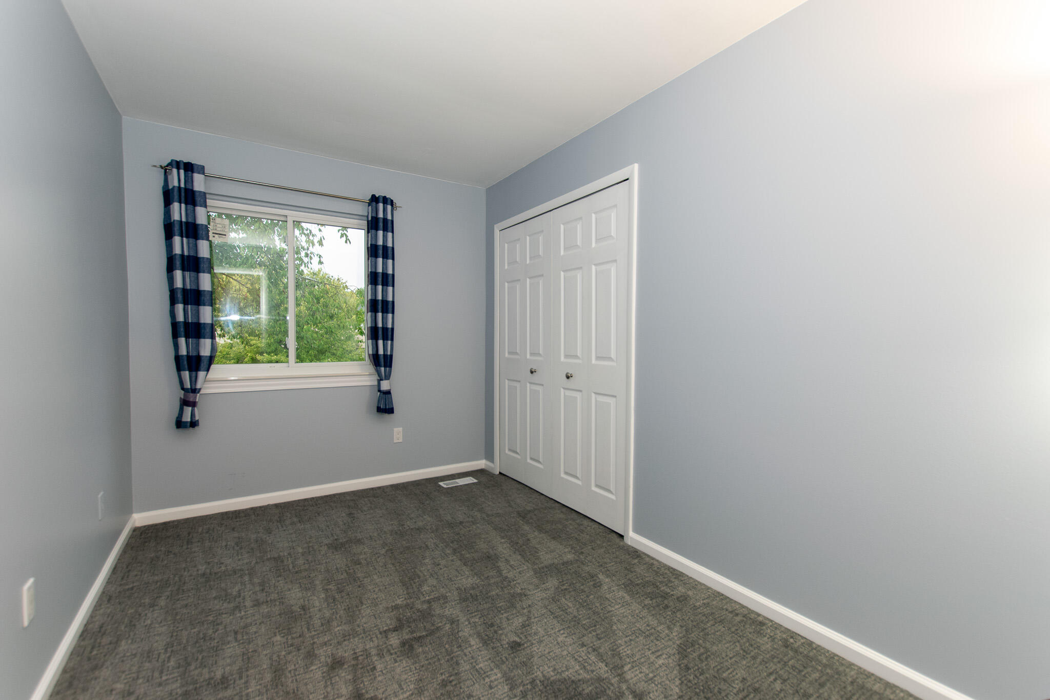 8387 Lakeview Court Property Photo 24