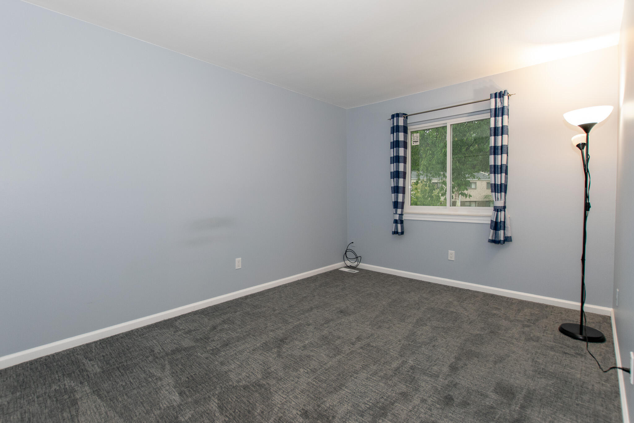 8387 Lakeview Court Property Photo 26