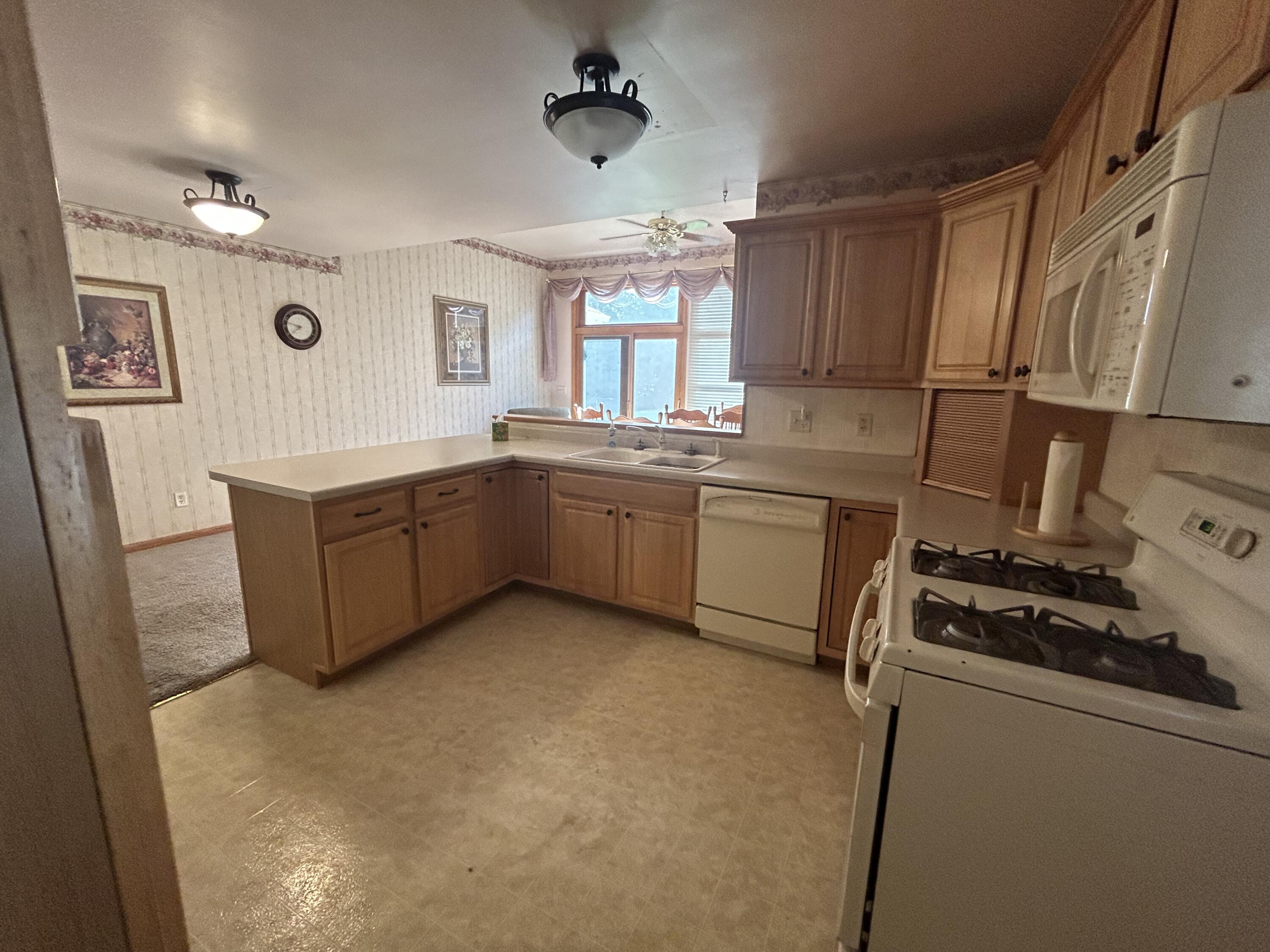 7223 15 1/2 Mile Road Property Photo 6