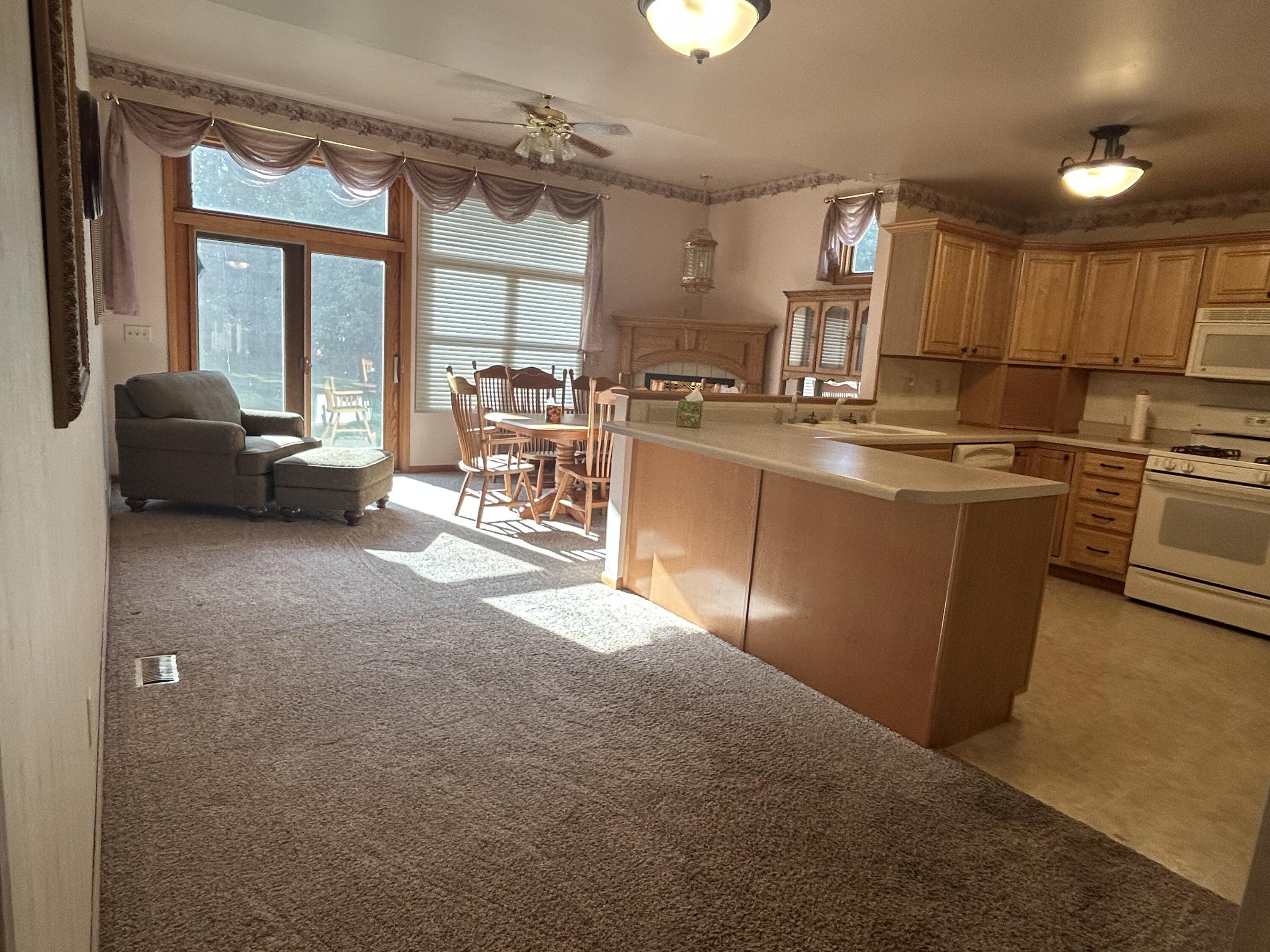 7223 15 1/2 Mile Road Property Photo 8