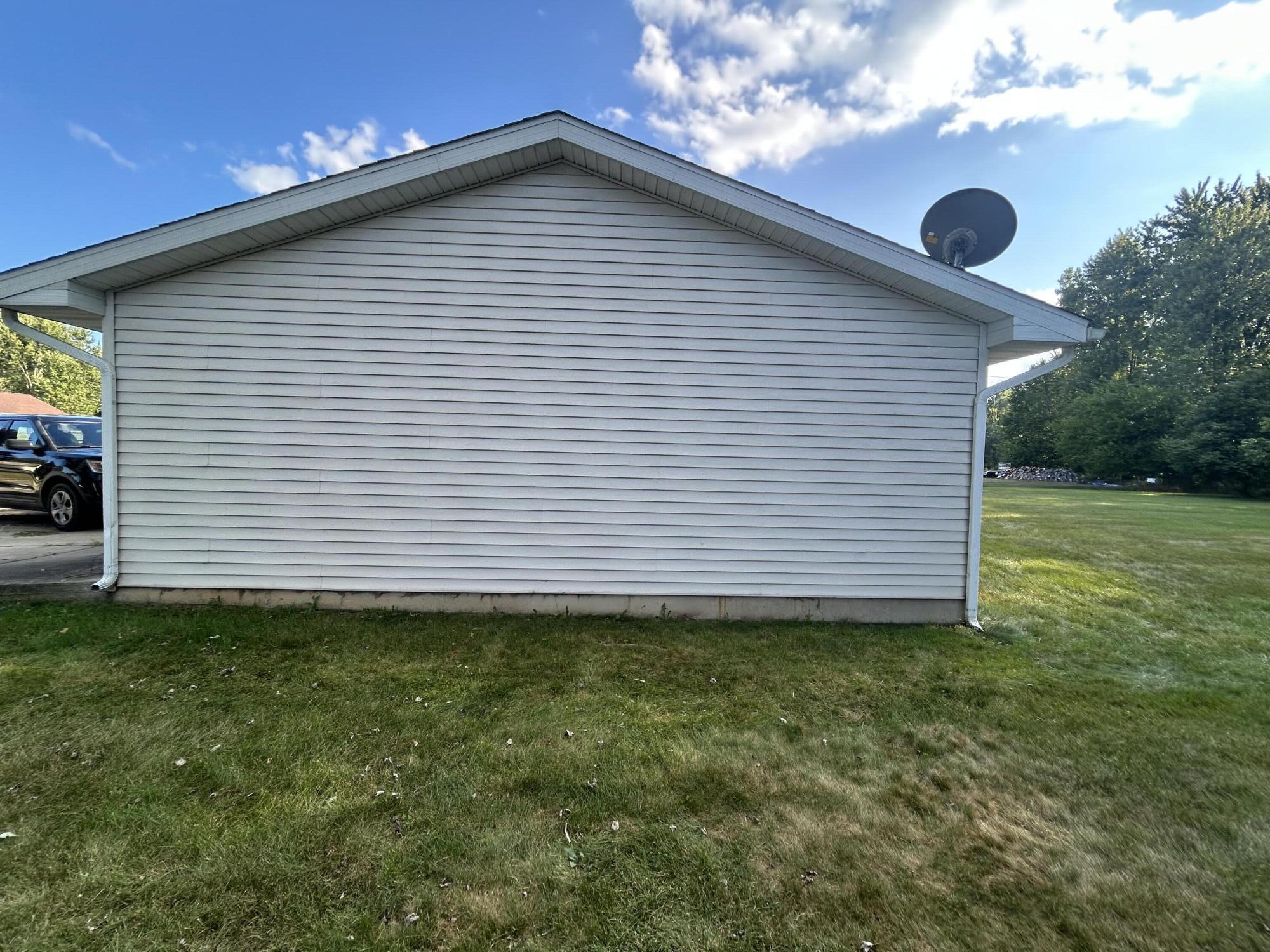 7223 15 1/2 Mile Road Property Photo 33