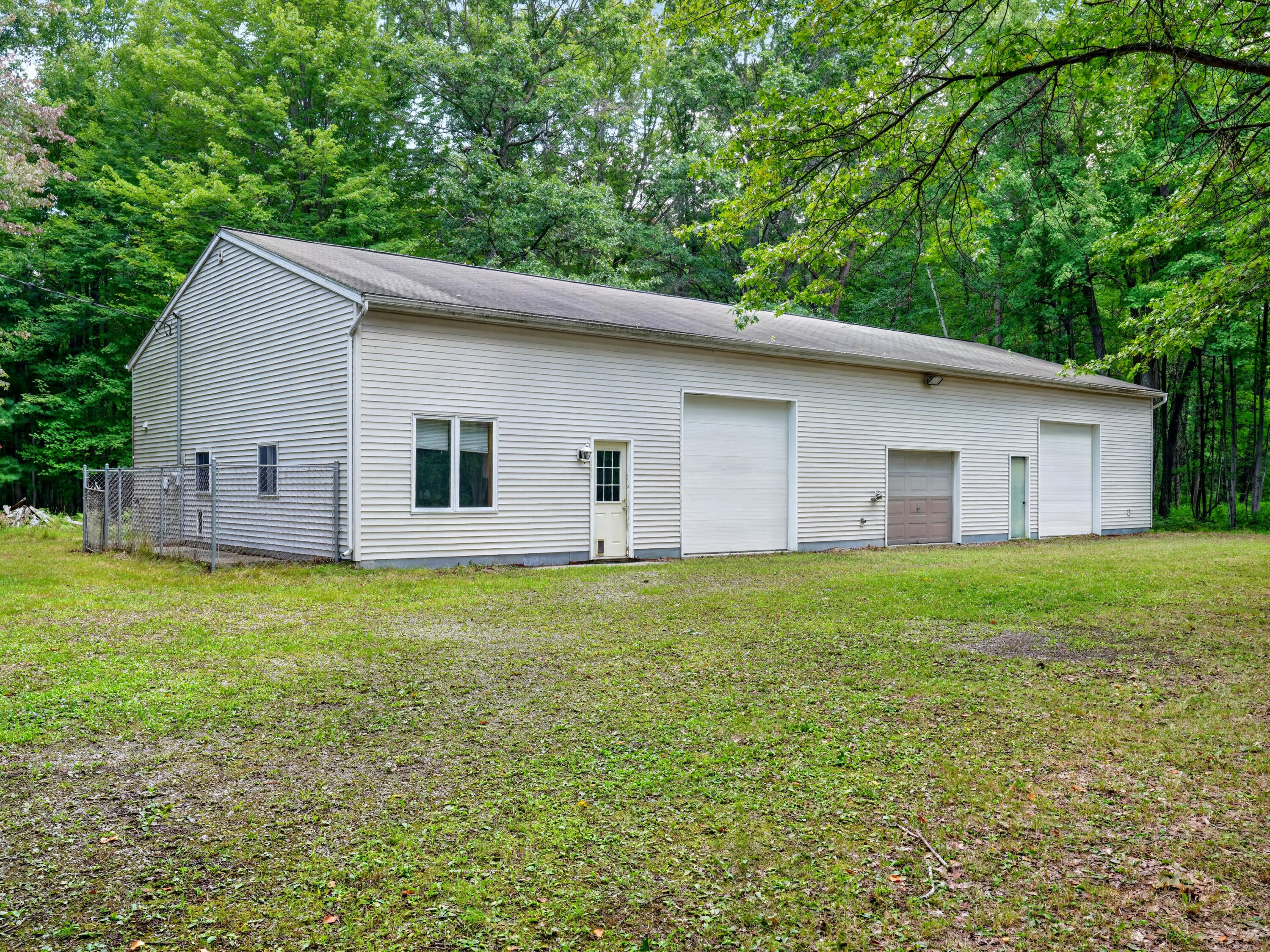2074 W Olson Road Property Photo 5