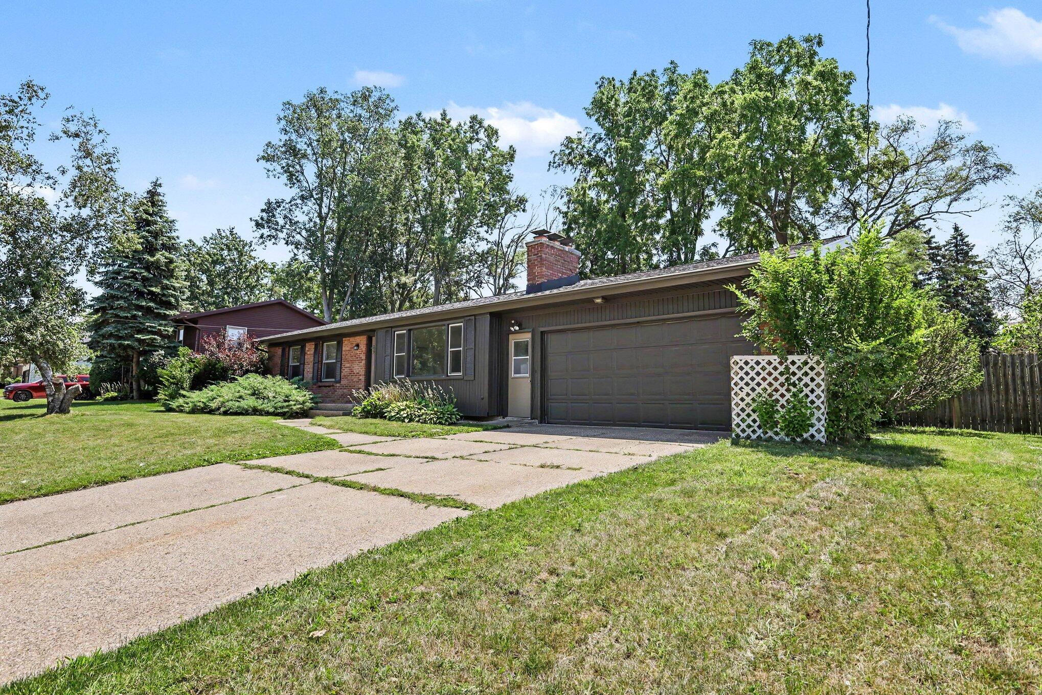 1628 Bridle Creek Street Se Property Photo 5