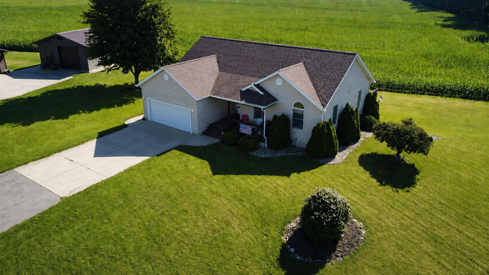 707 Tulip Drive Property Photo 1