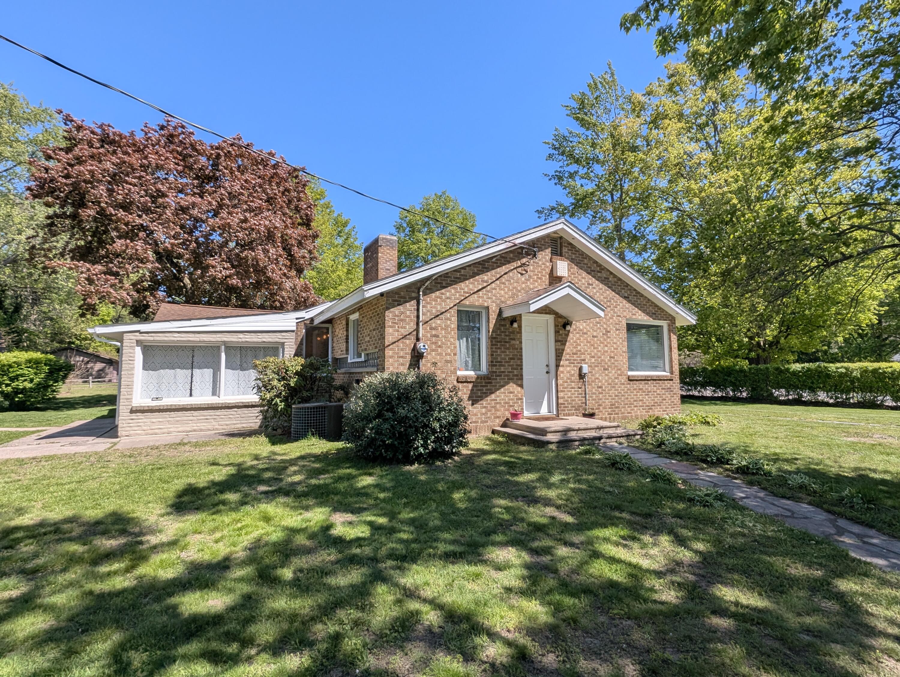201 Randolph Street Property Photo 3