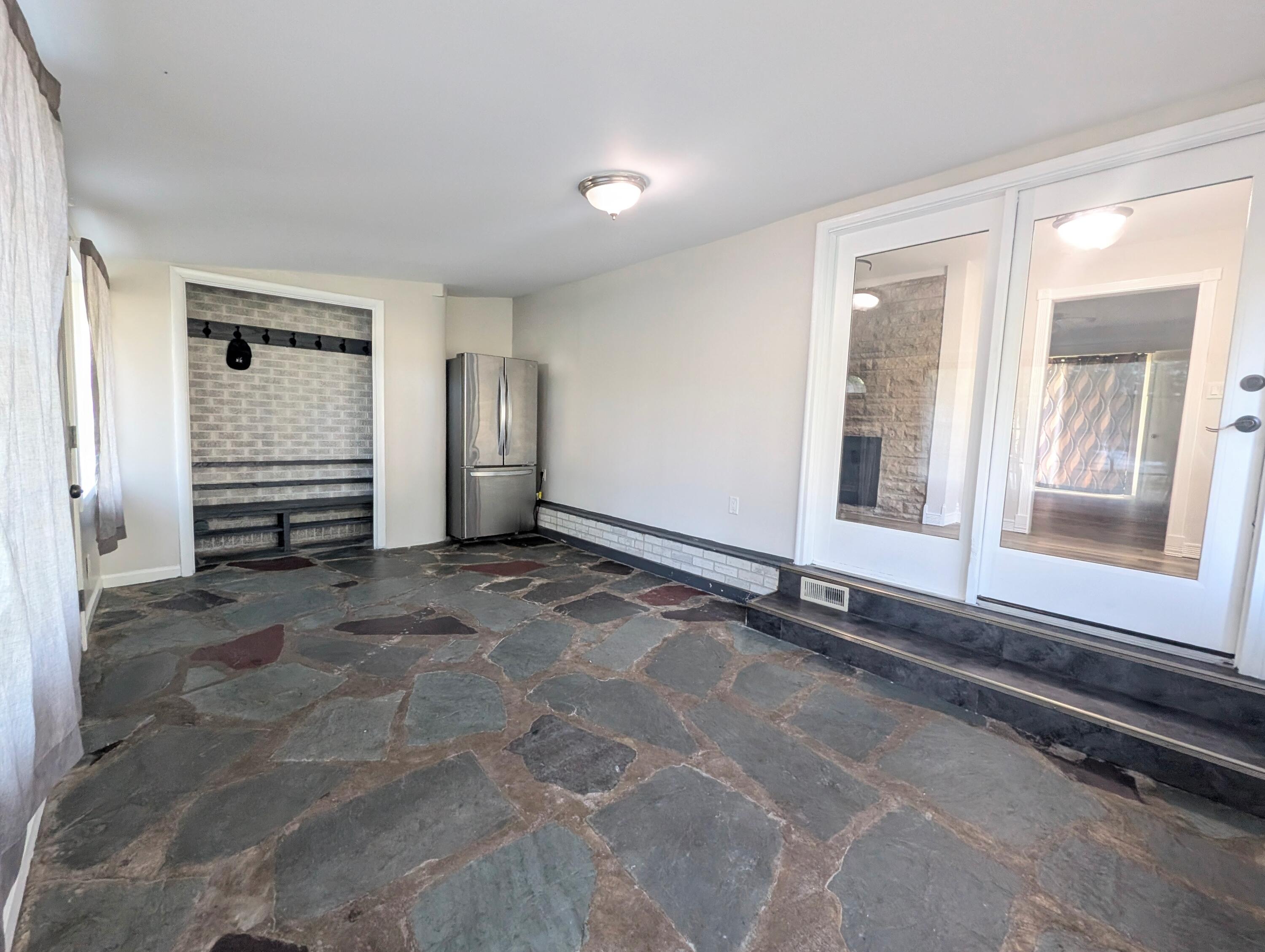 201 Randolph Street Property Photo 8