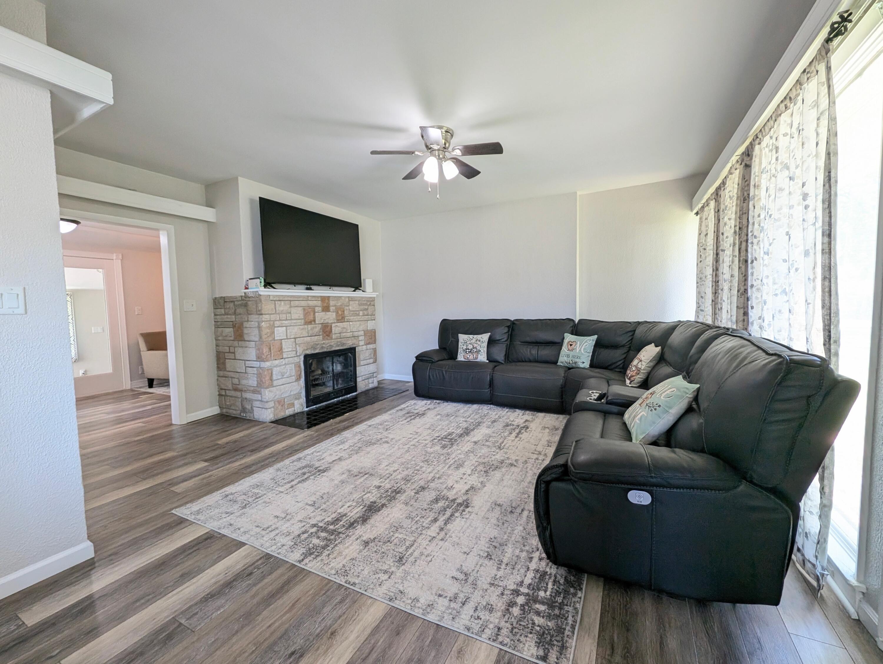 201 Randolph Street Property Photo 13