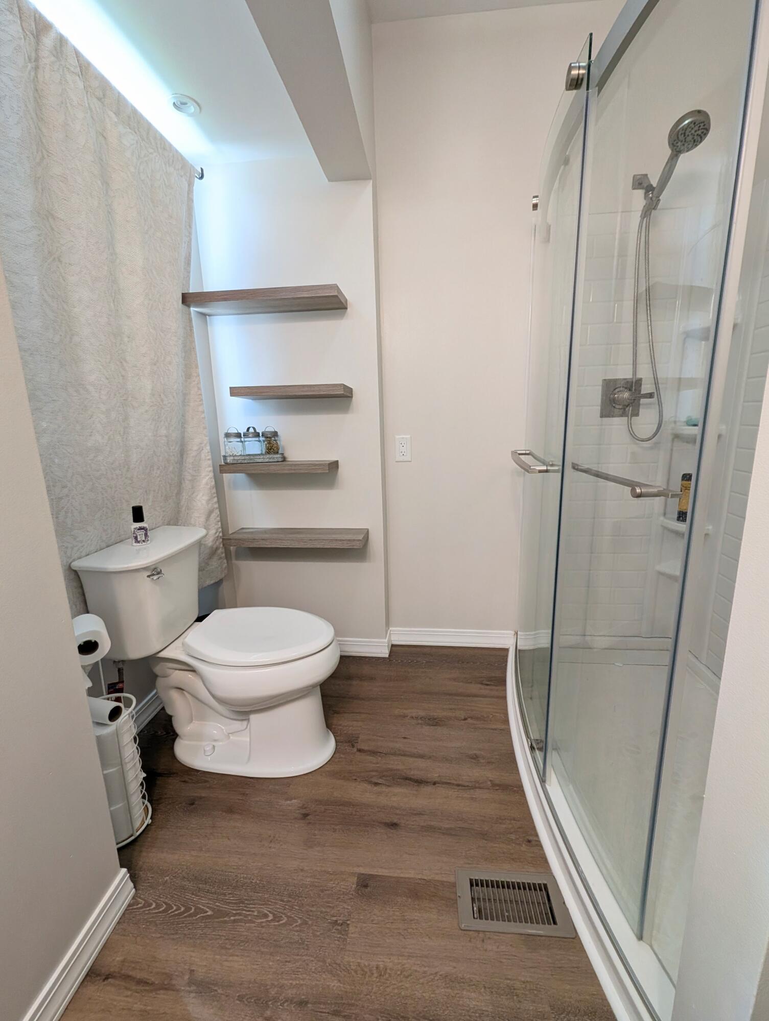 201 Randolph Street Property Photo 15