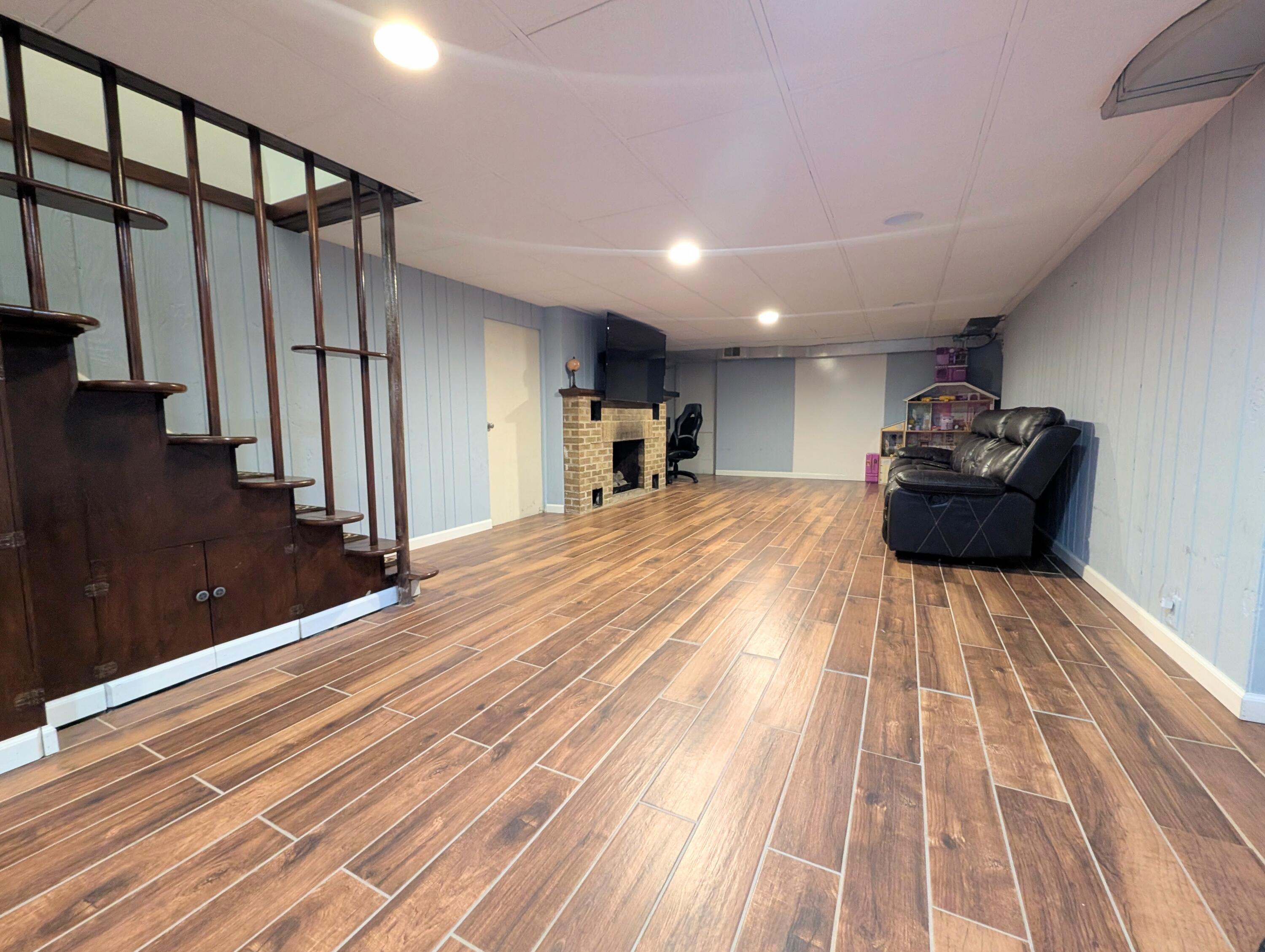 201 Randolph Street Property Photo 19